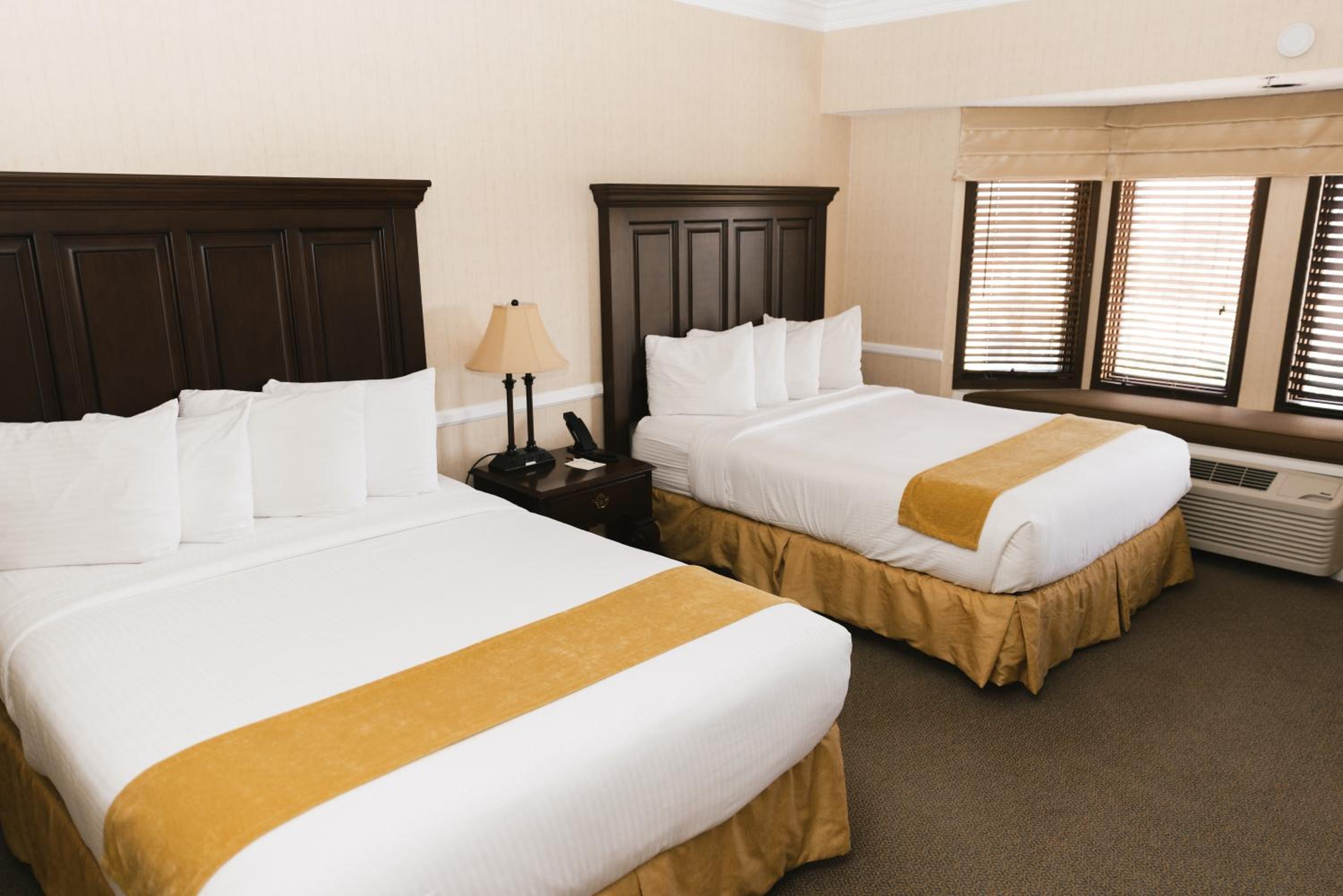 Executive Tower, Grand Suite, 2 Queen Beds - Photo 3