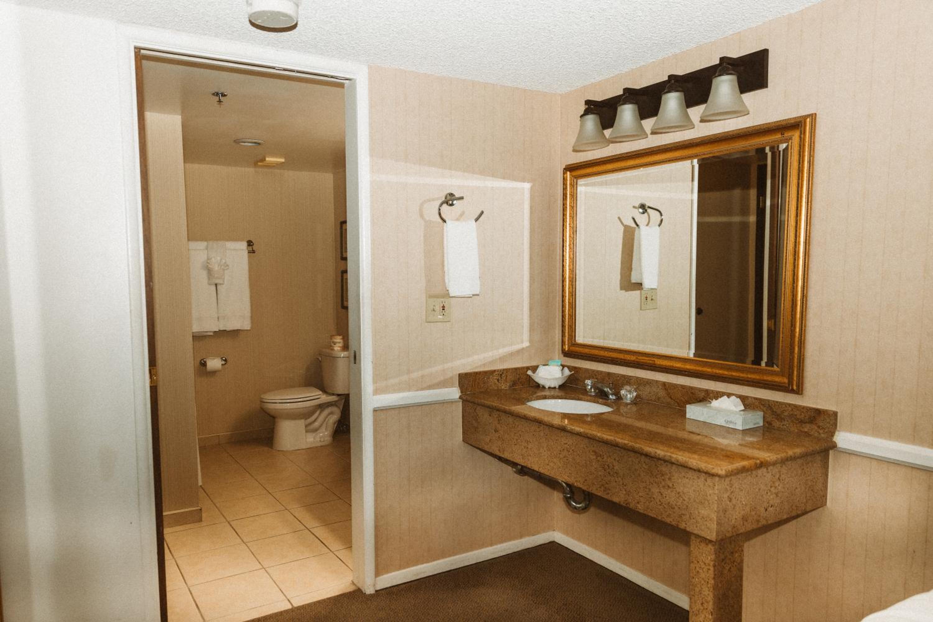 Executive Tower, Grand Suite, 2 Queen Beds - Photo 6