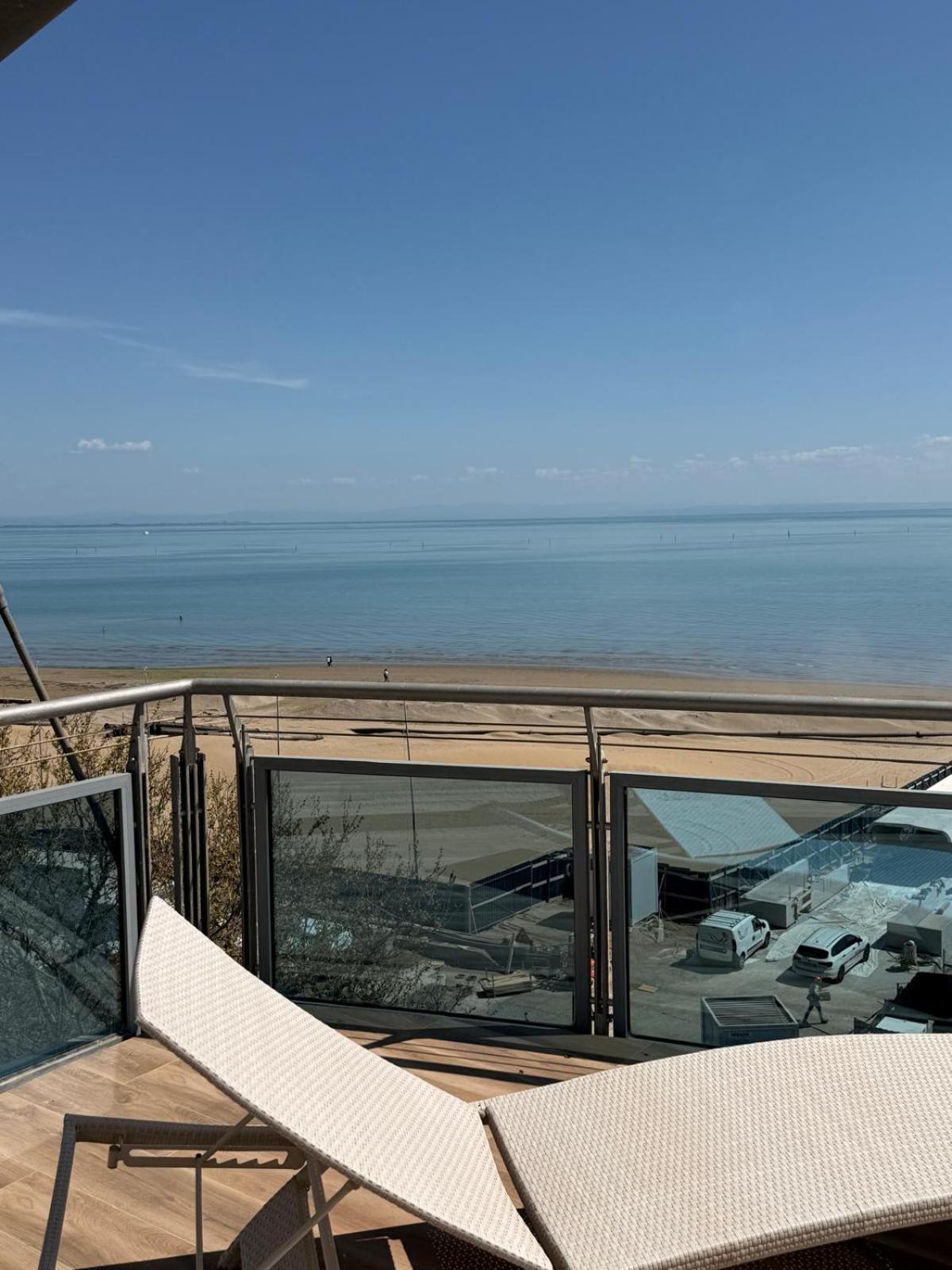 Penthouse Apartment photo 2