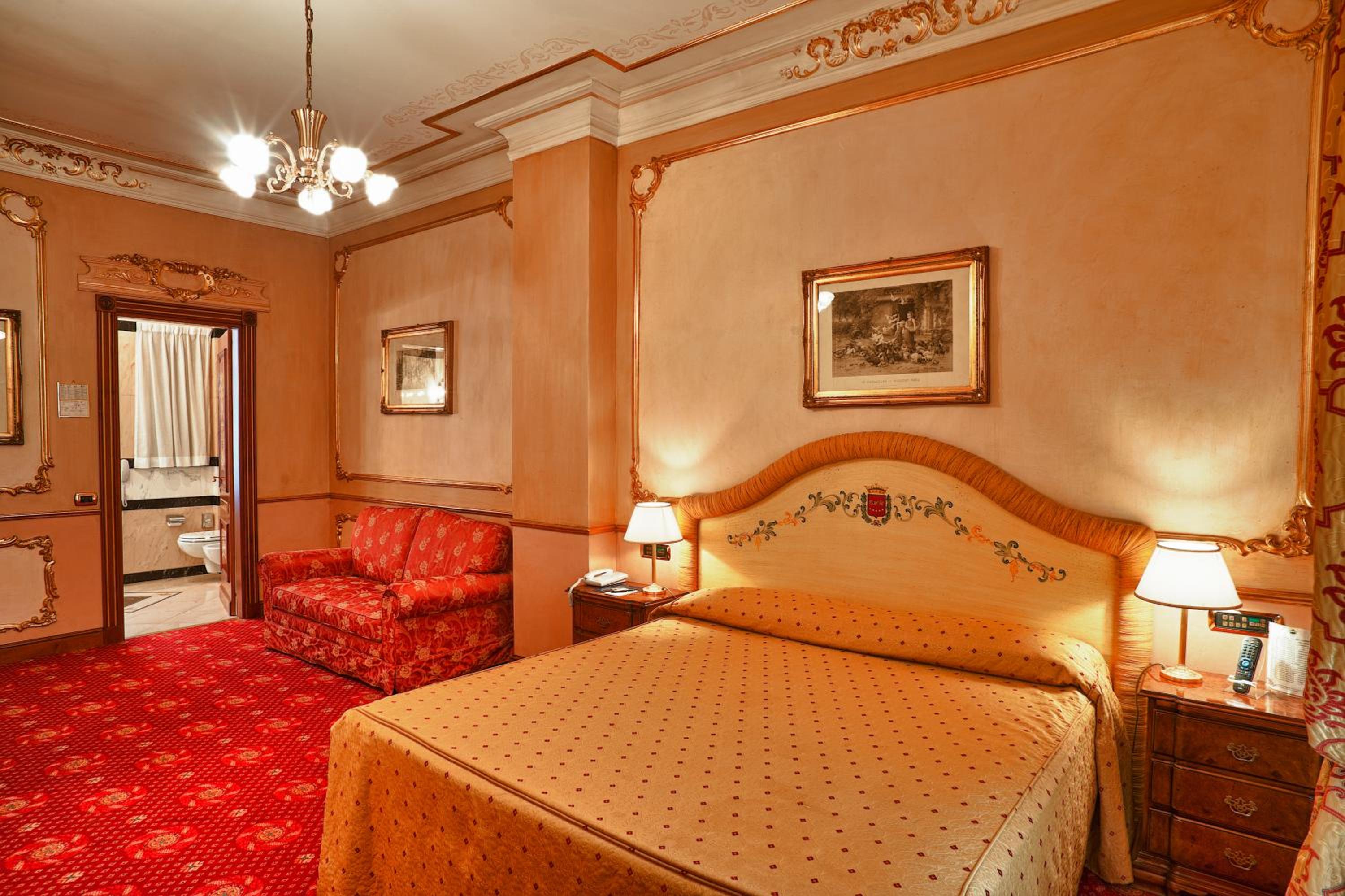 Deluxe Double Room - Photo 4