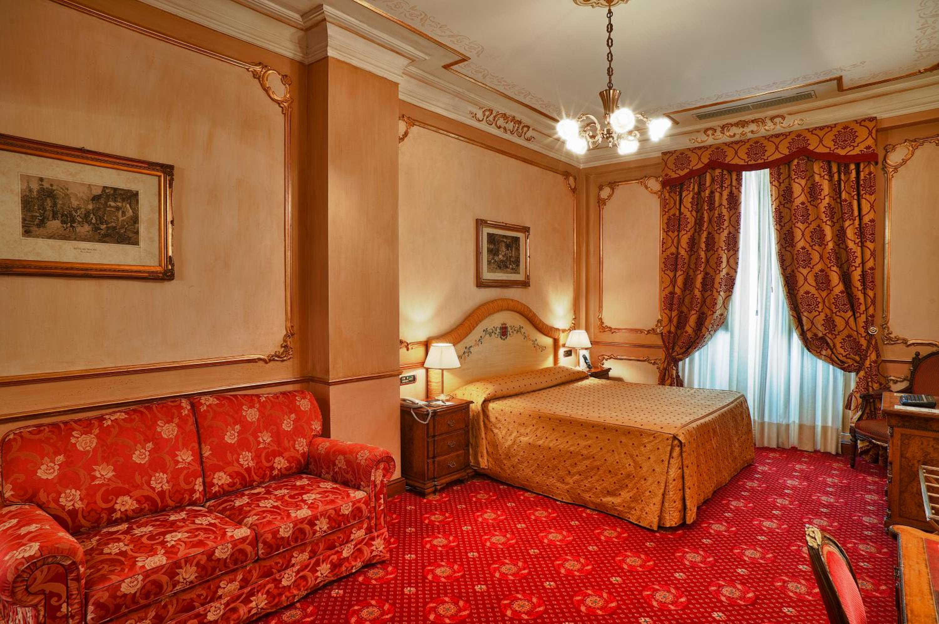 Deluxe Double Room - Photo 3