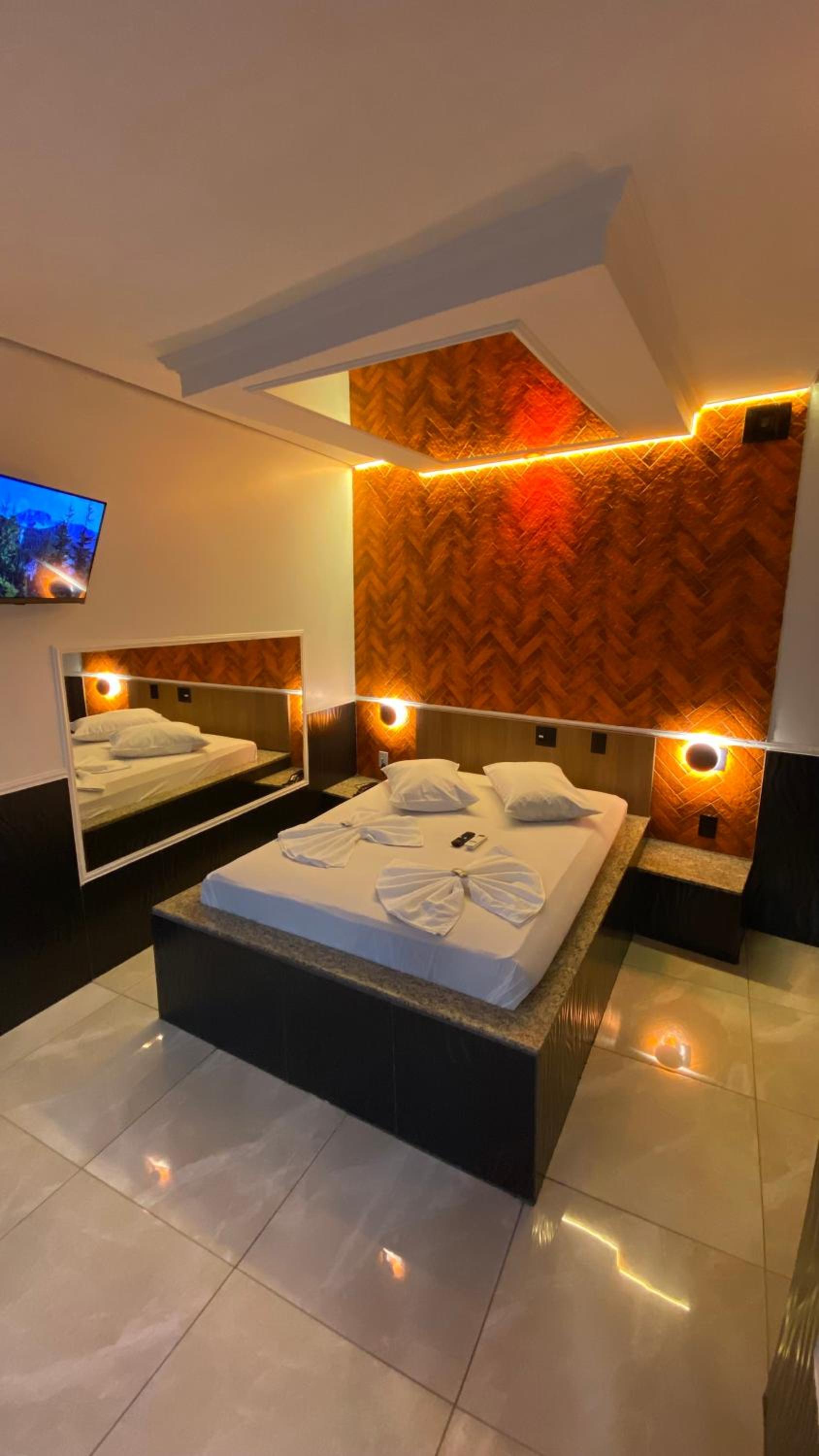 Deluxe Double Room with Bath