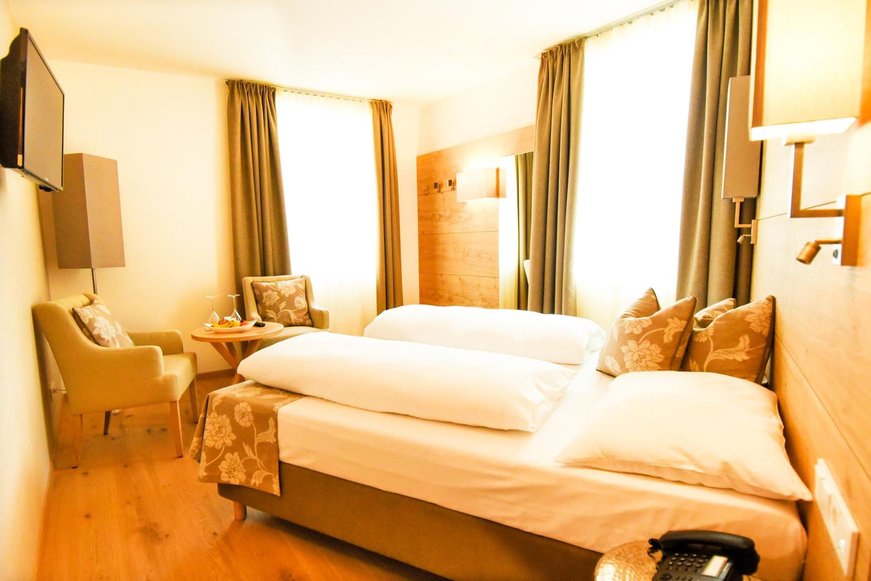 Double Room - Photo 3