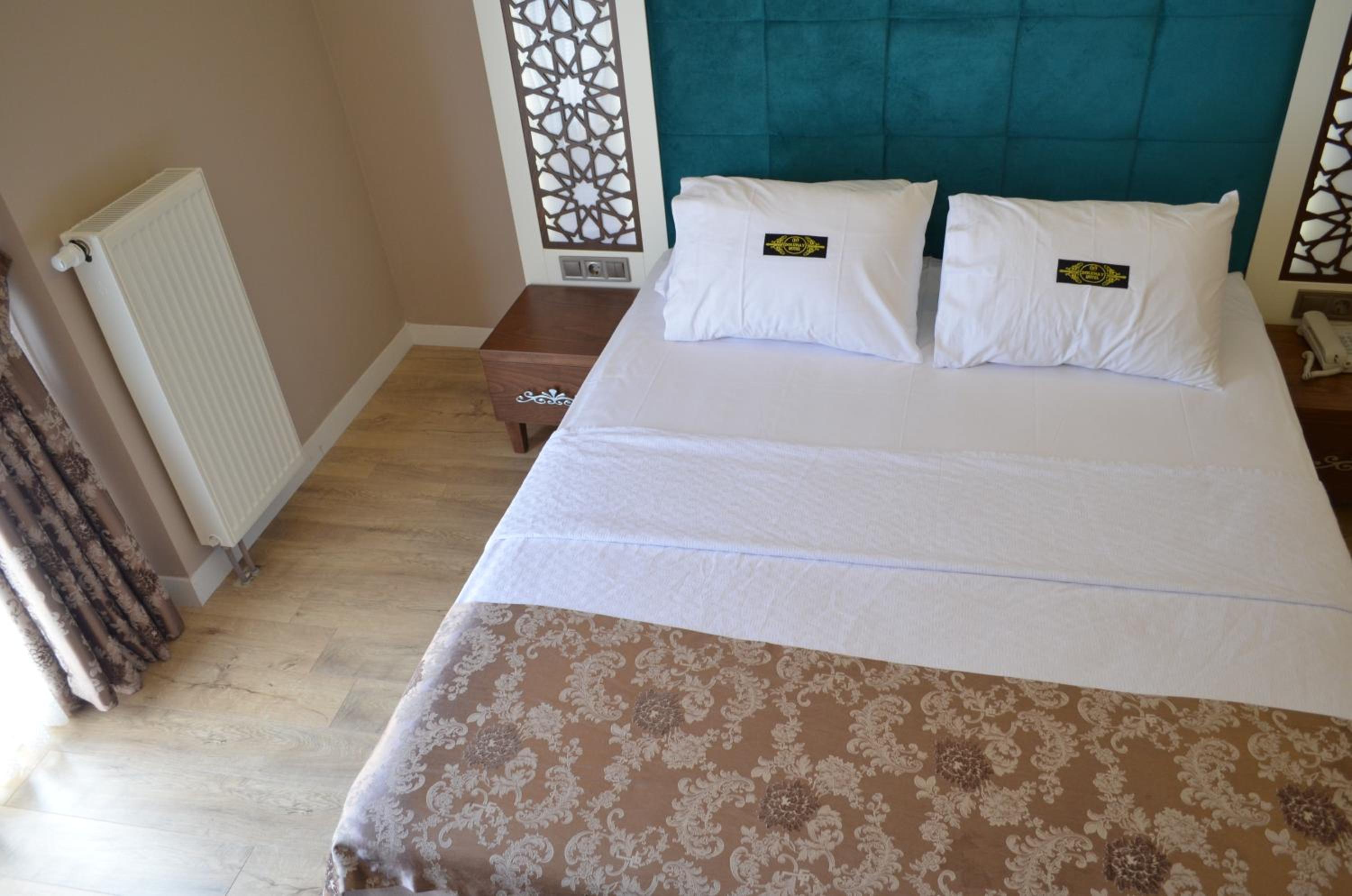Large Double Room