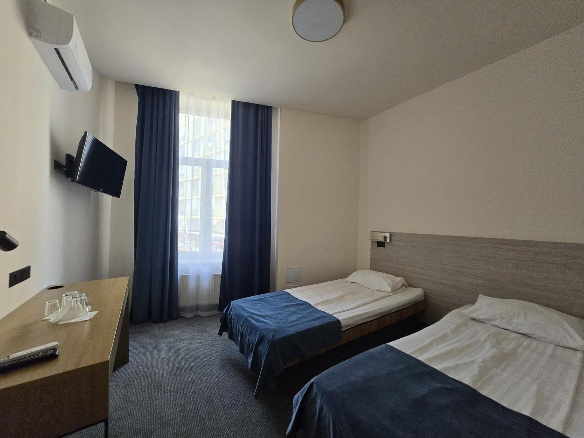 Superior Twin Room - Photo 2