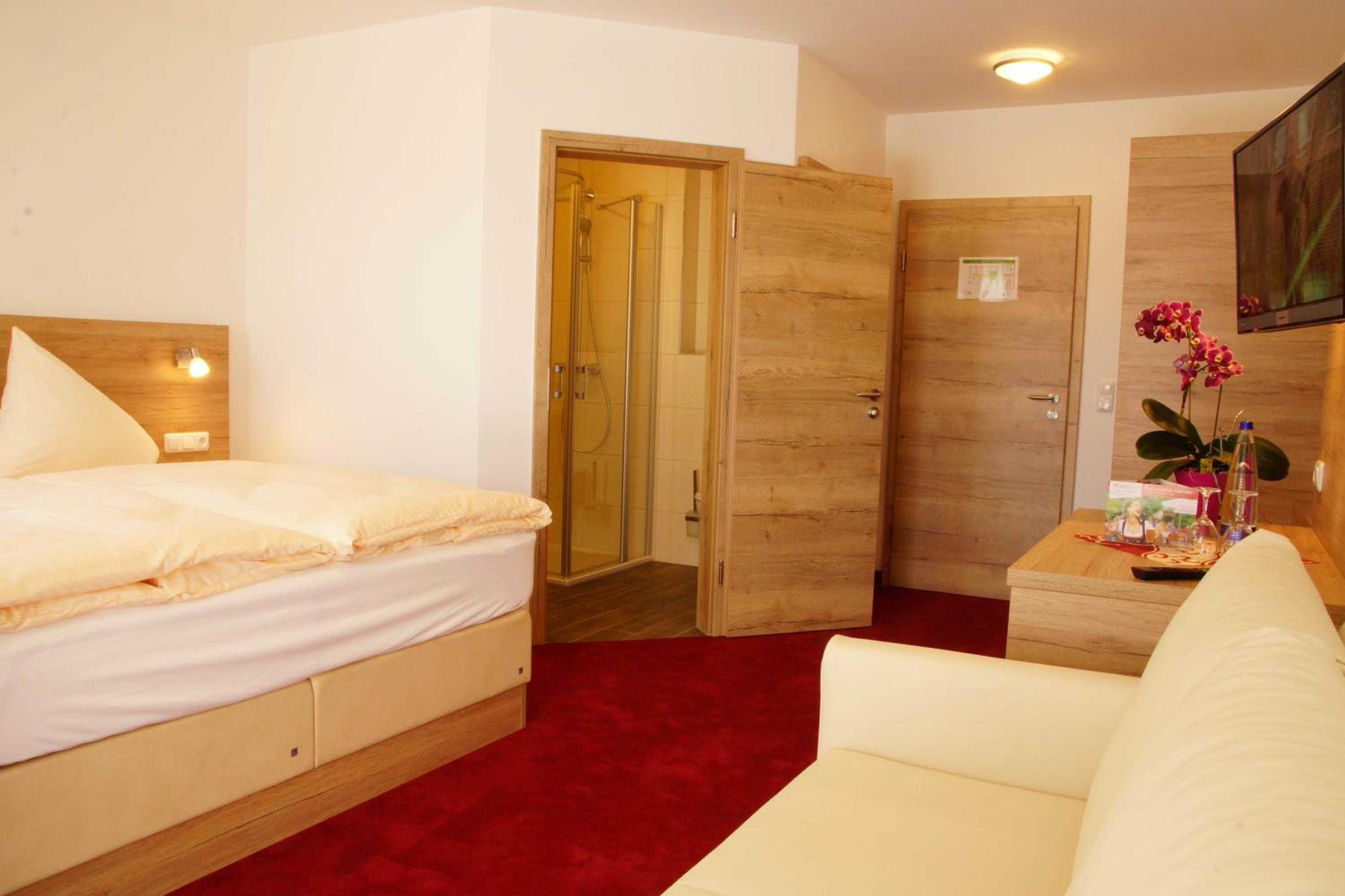 Comfort Double Room with Balcony photo 3