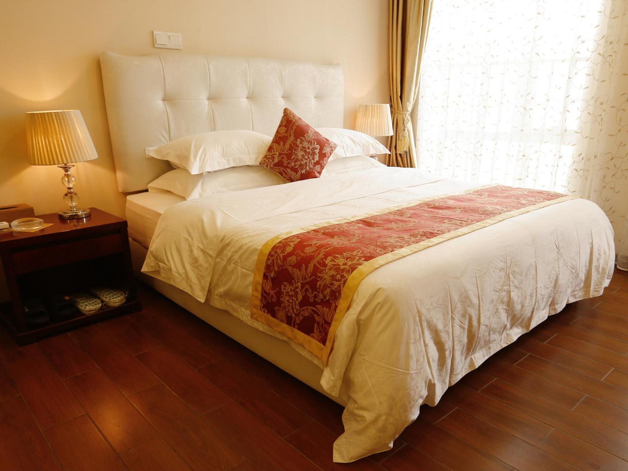 Two-Bedroom Apartment - Photo 6