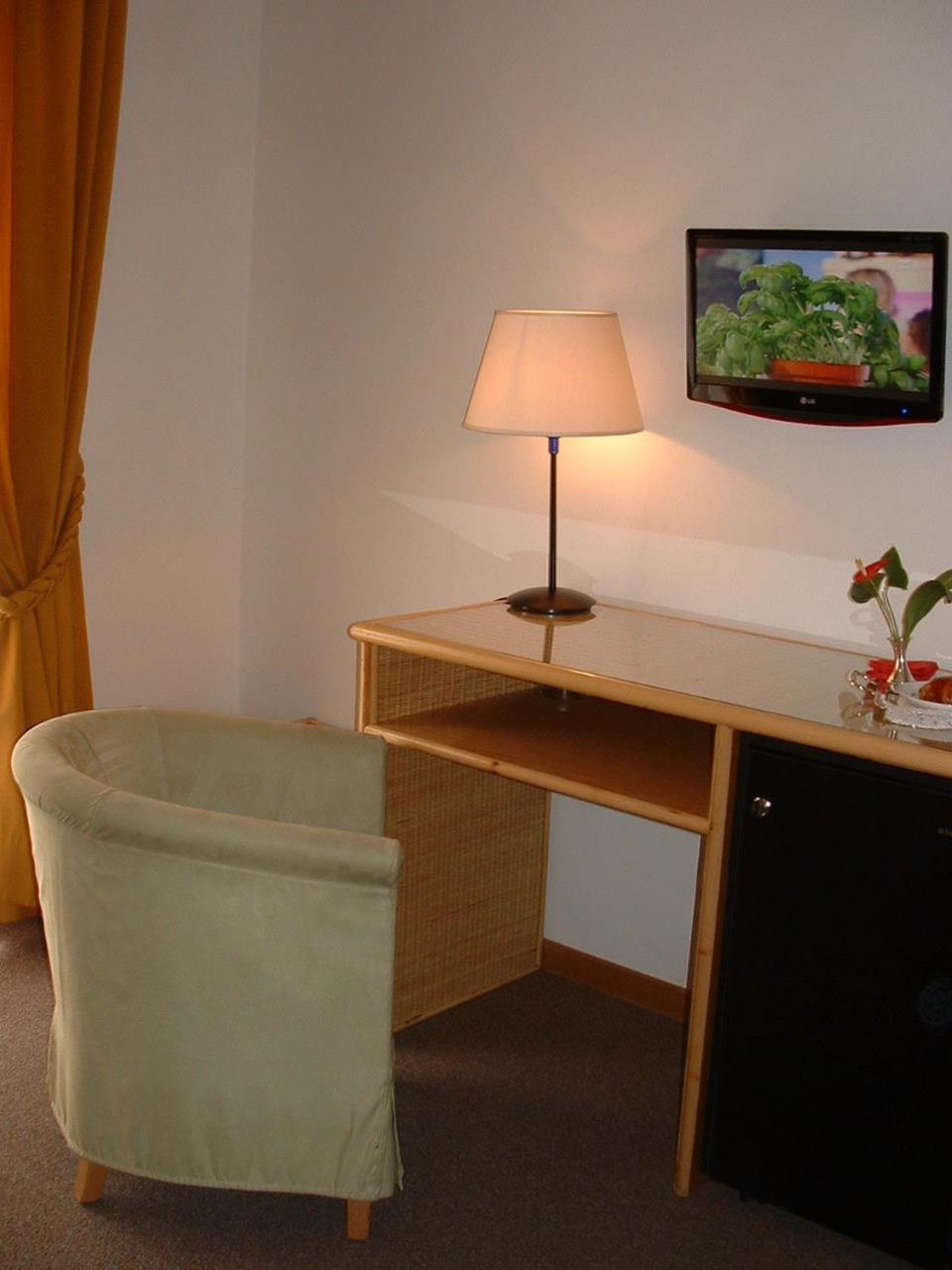 Budget Single Room photo 2