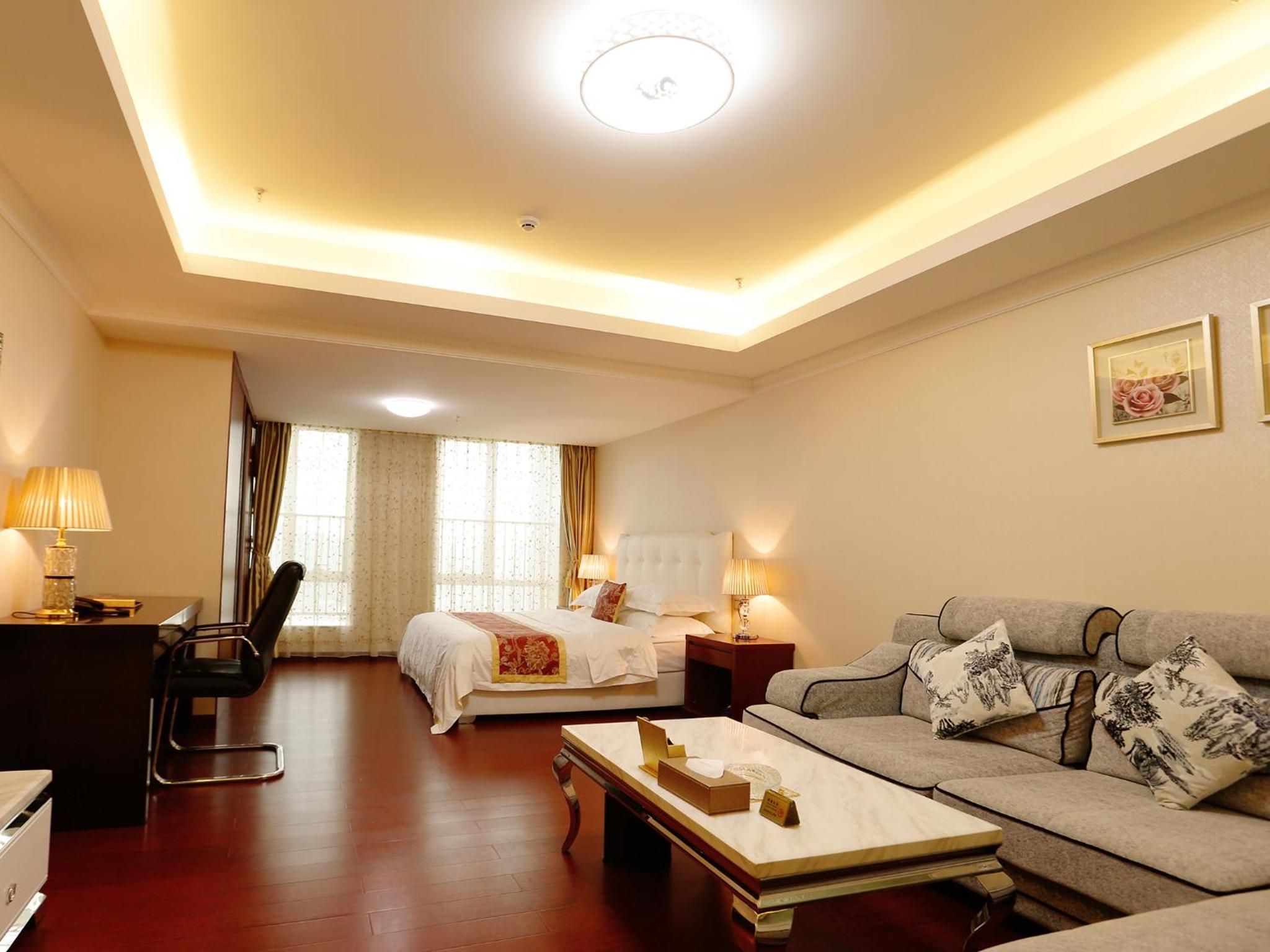 Executive Queen Room - Photo 3