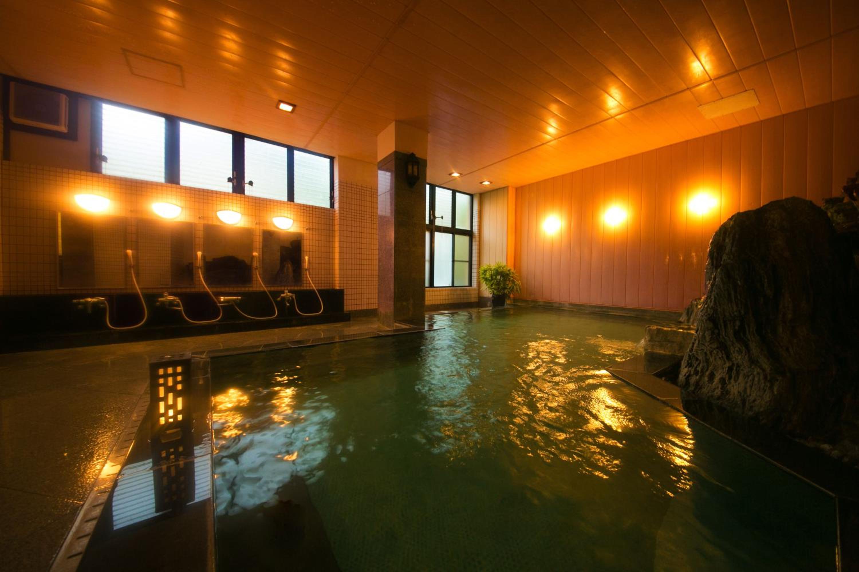 Japanese-Style Triple Room with Private Bathroom (Shirakikan) photo 2