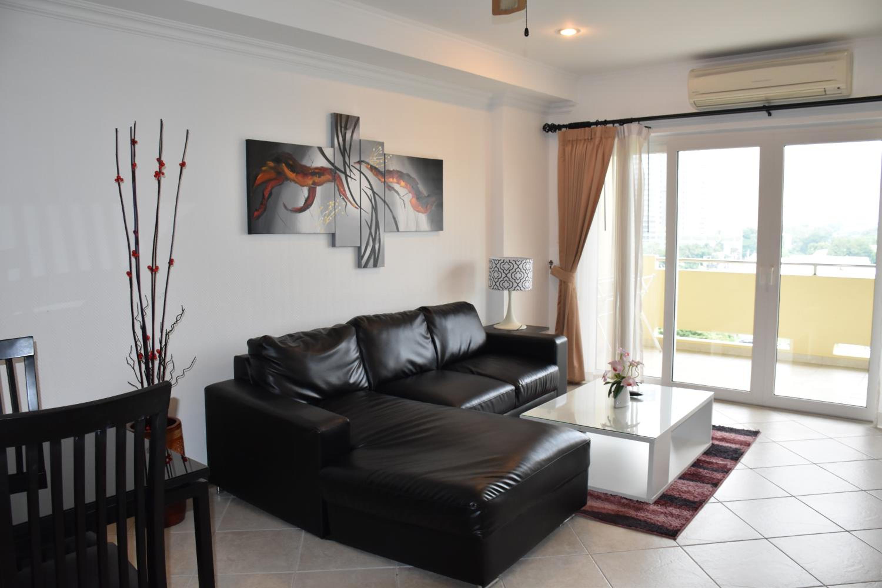 Deluxe Two-Bedroom Apartment with Garden View - 706