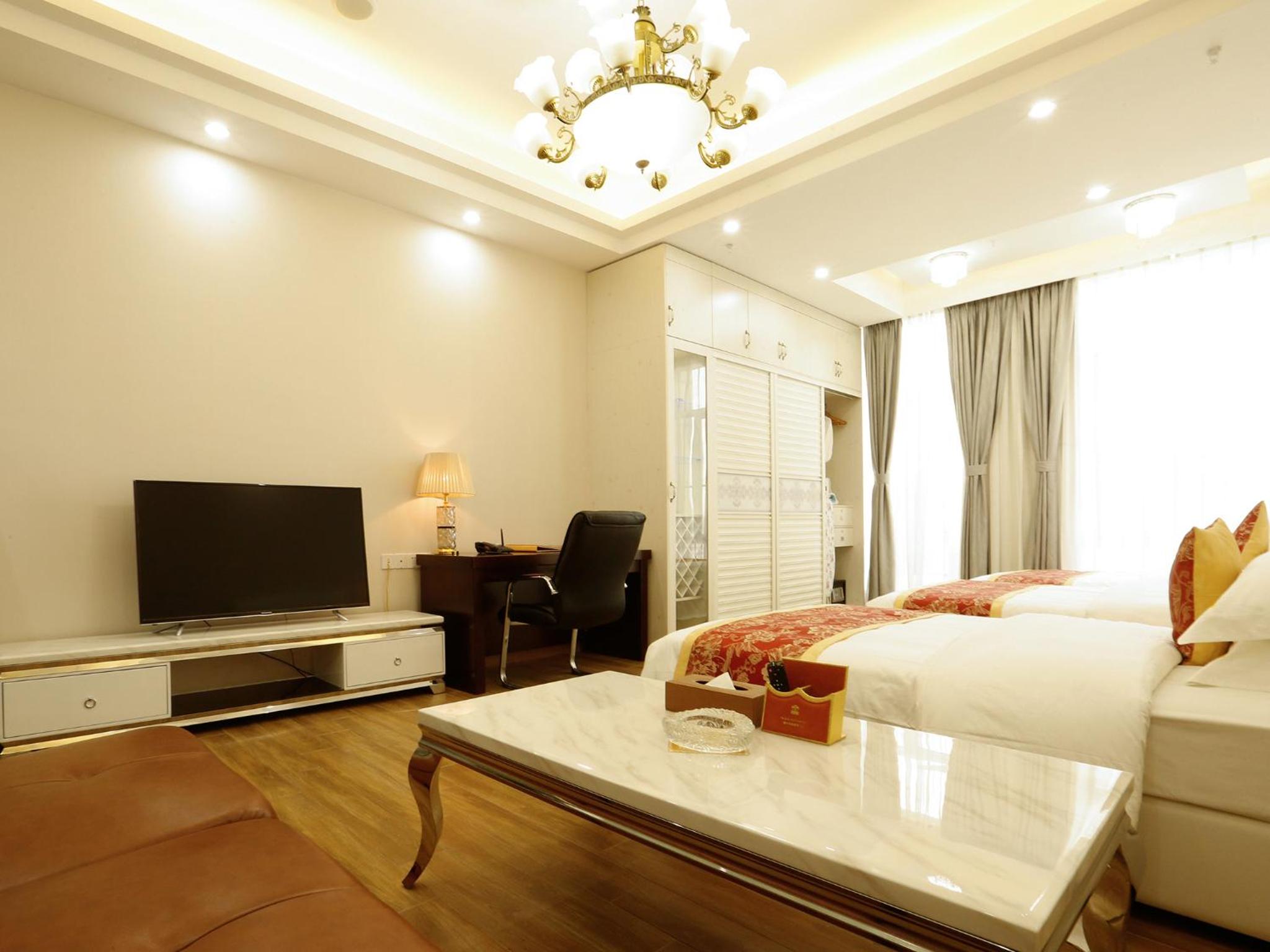 Deluxe Triple Room - Photo 5