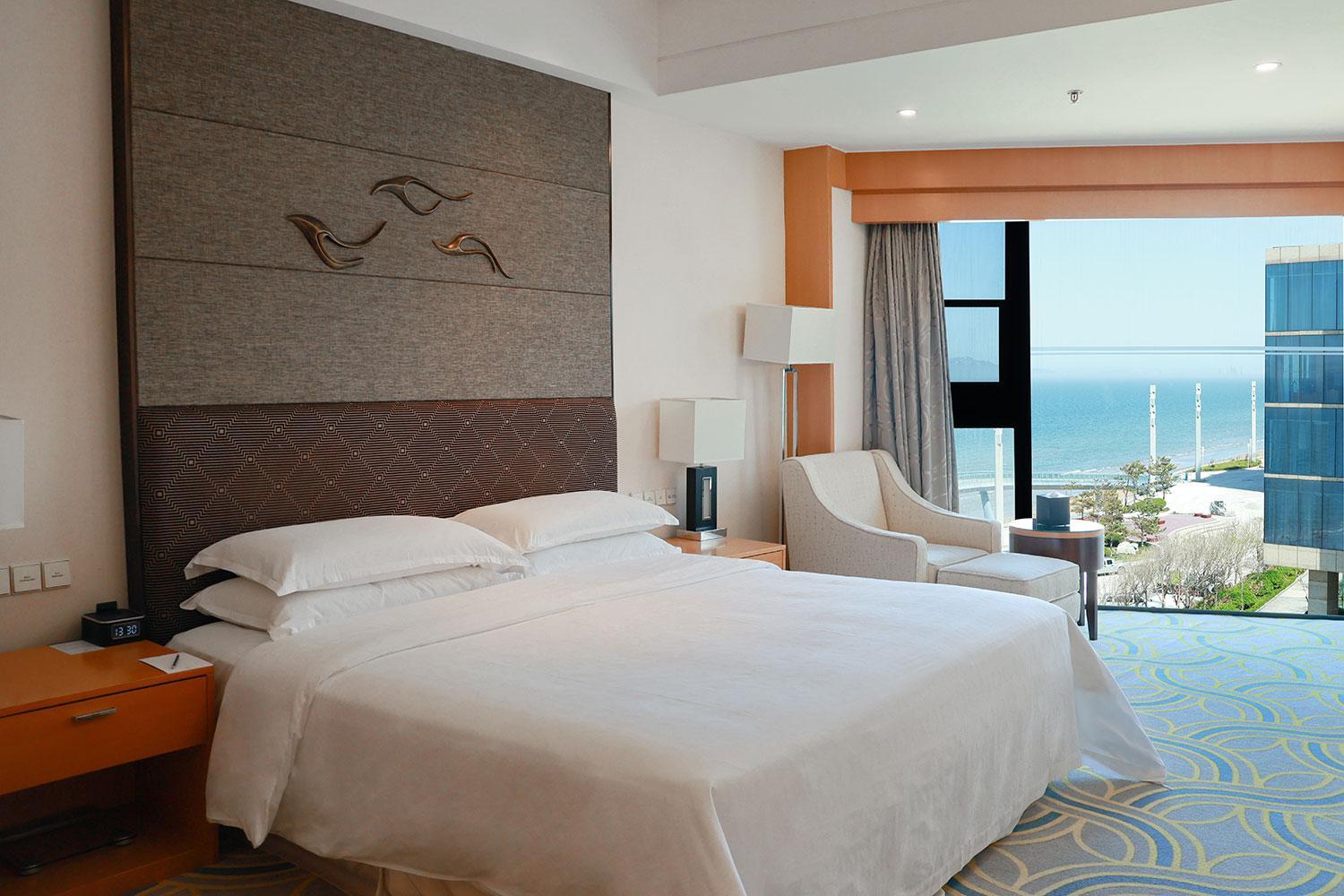 One-Bedroom King Suite - Executive Level