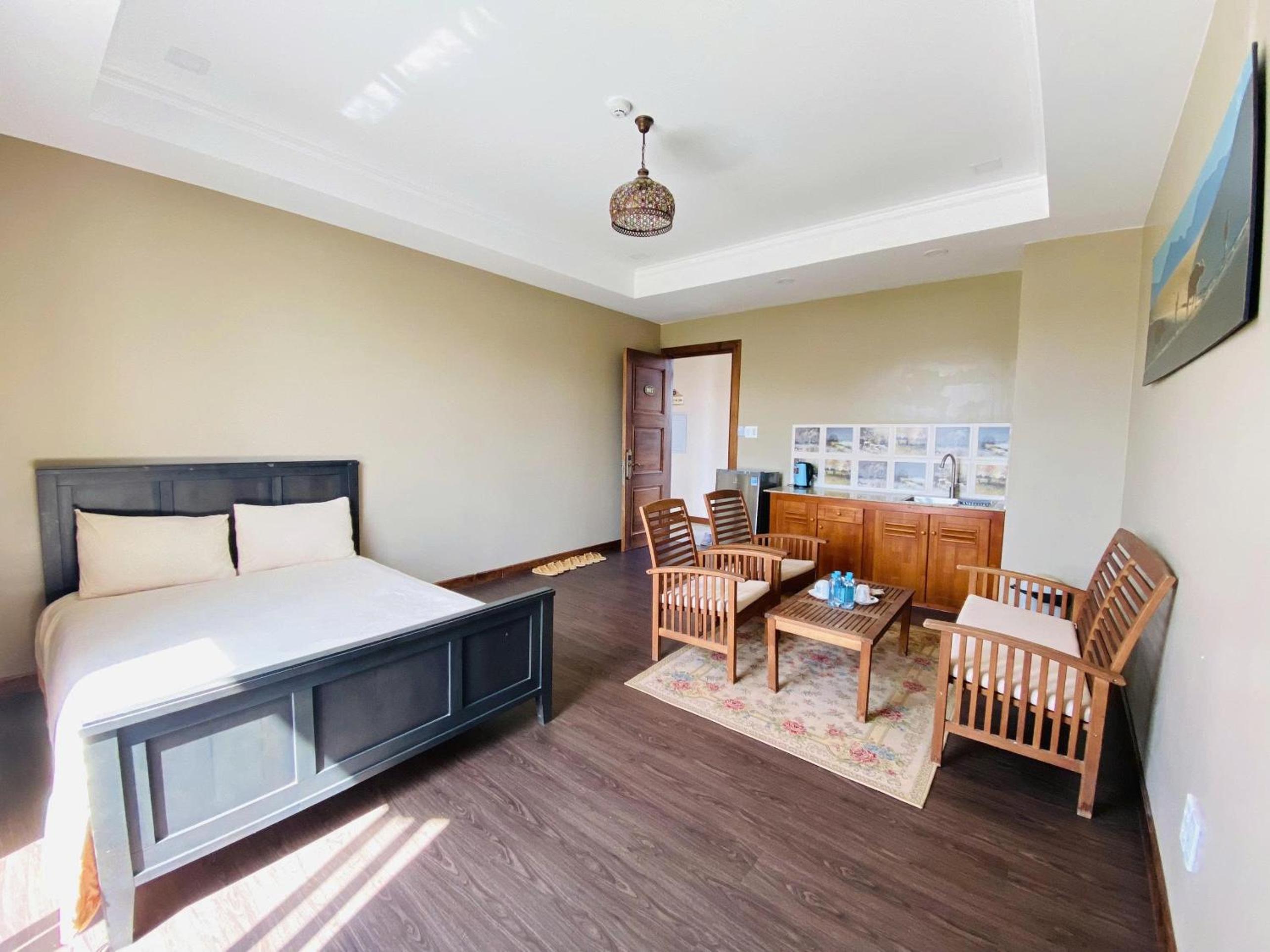 Family Suite - Photo 9