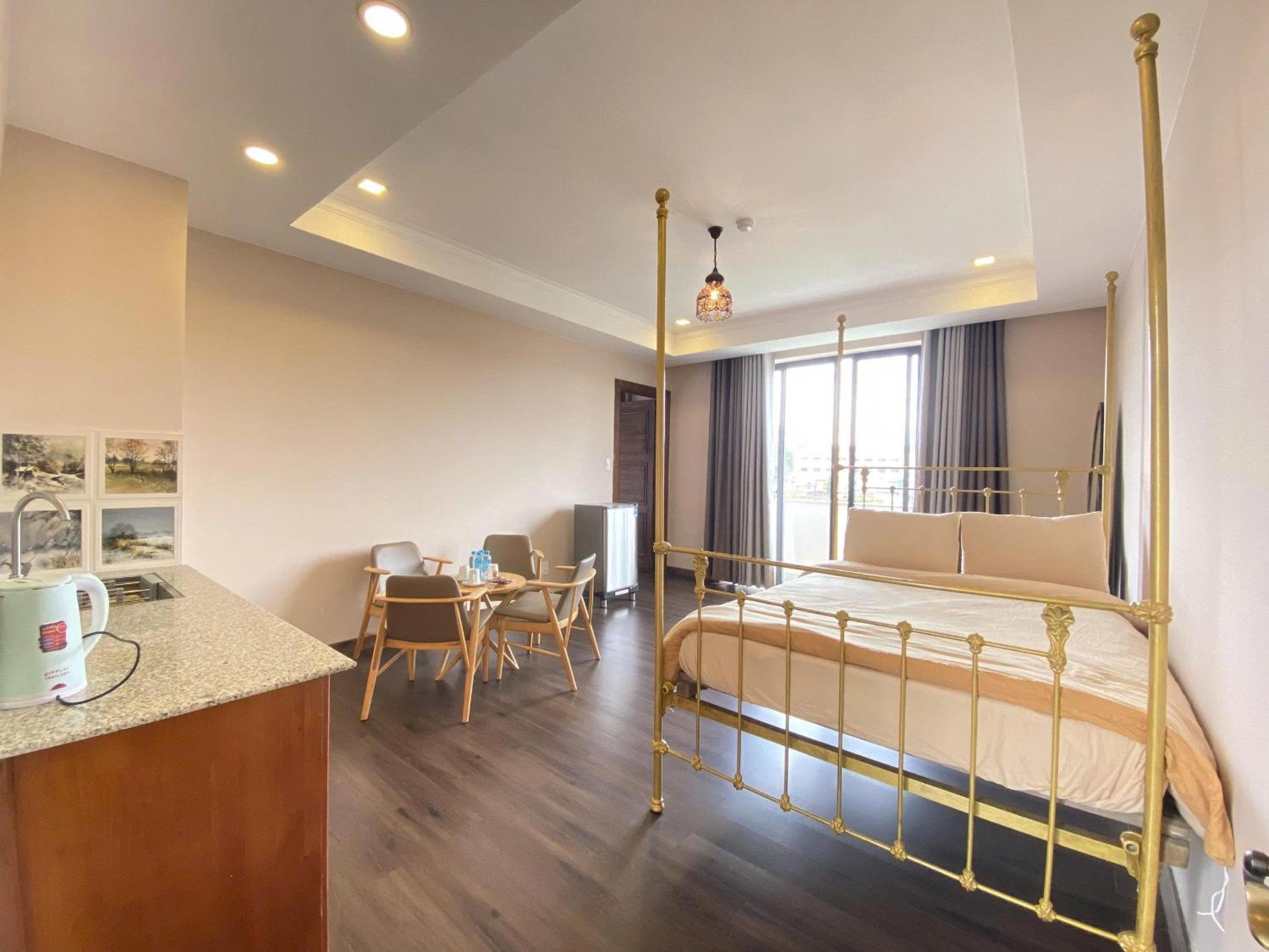 Family Suite - Photo 10