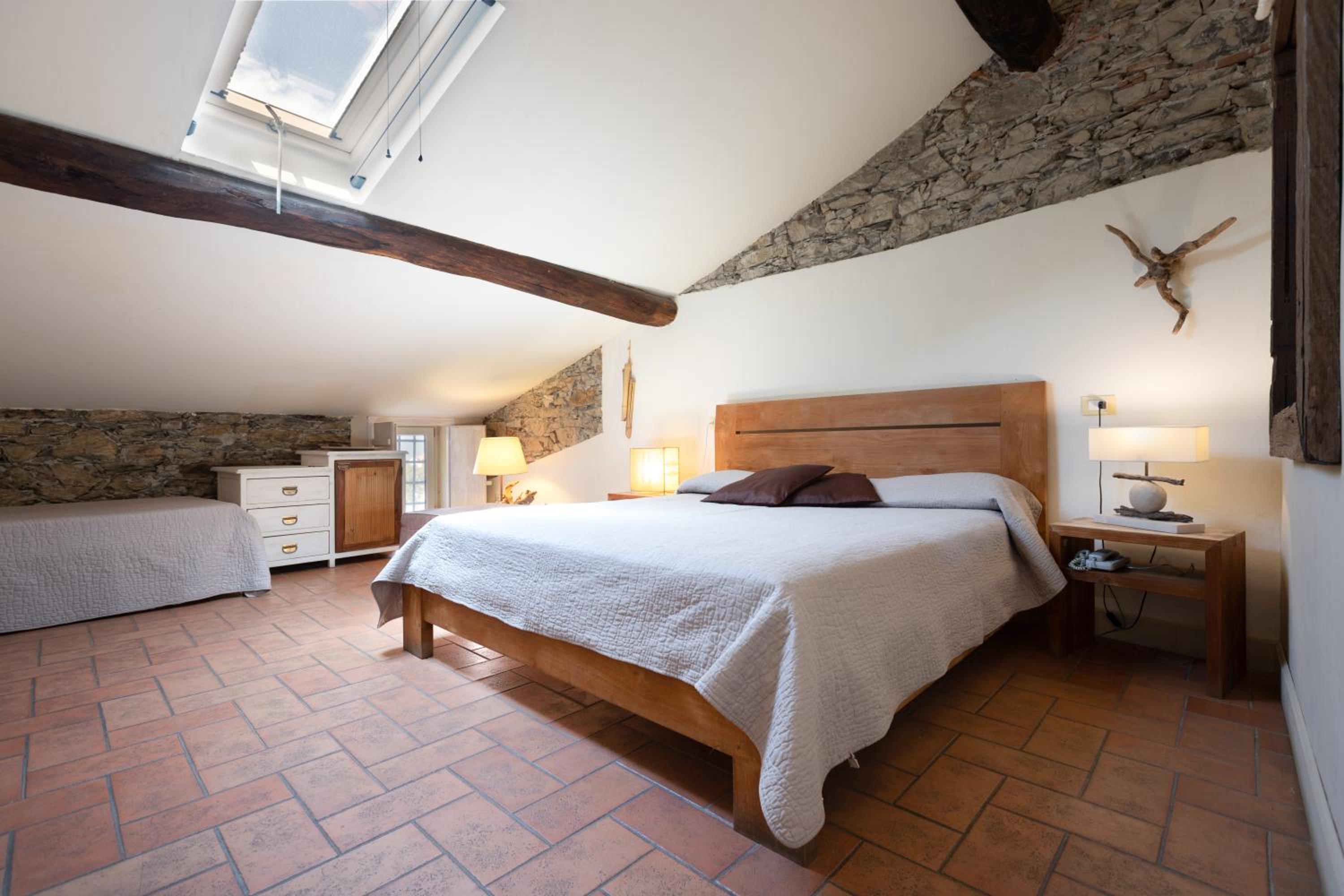 Superior Triple Room photo 3