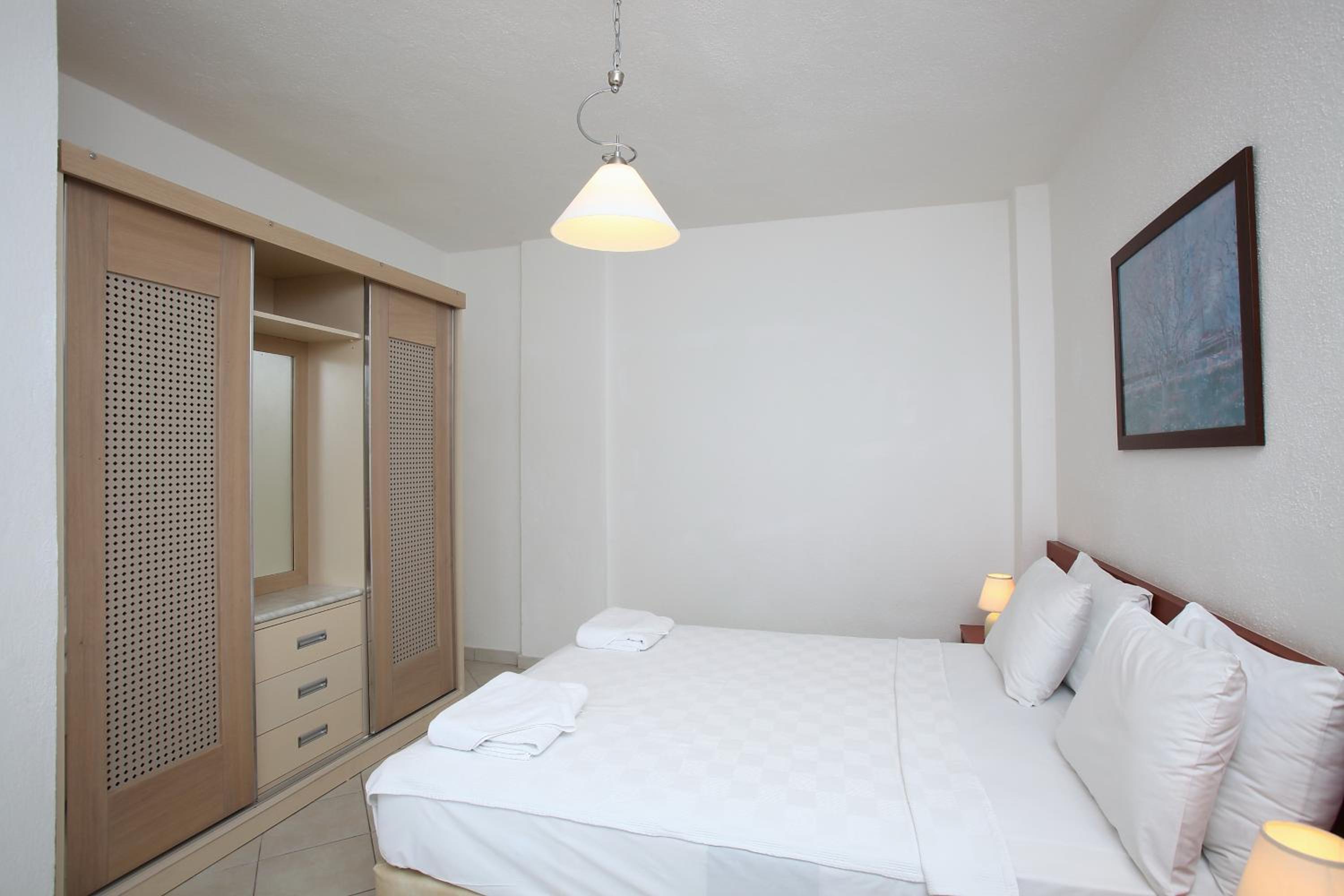 Apartment (2 Adults) - Photo 2