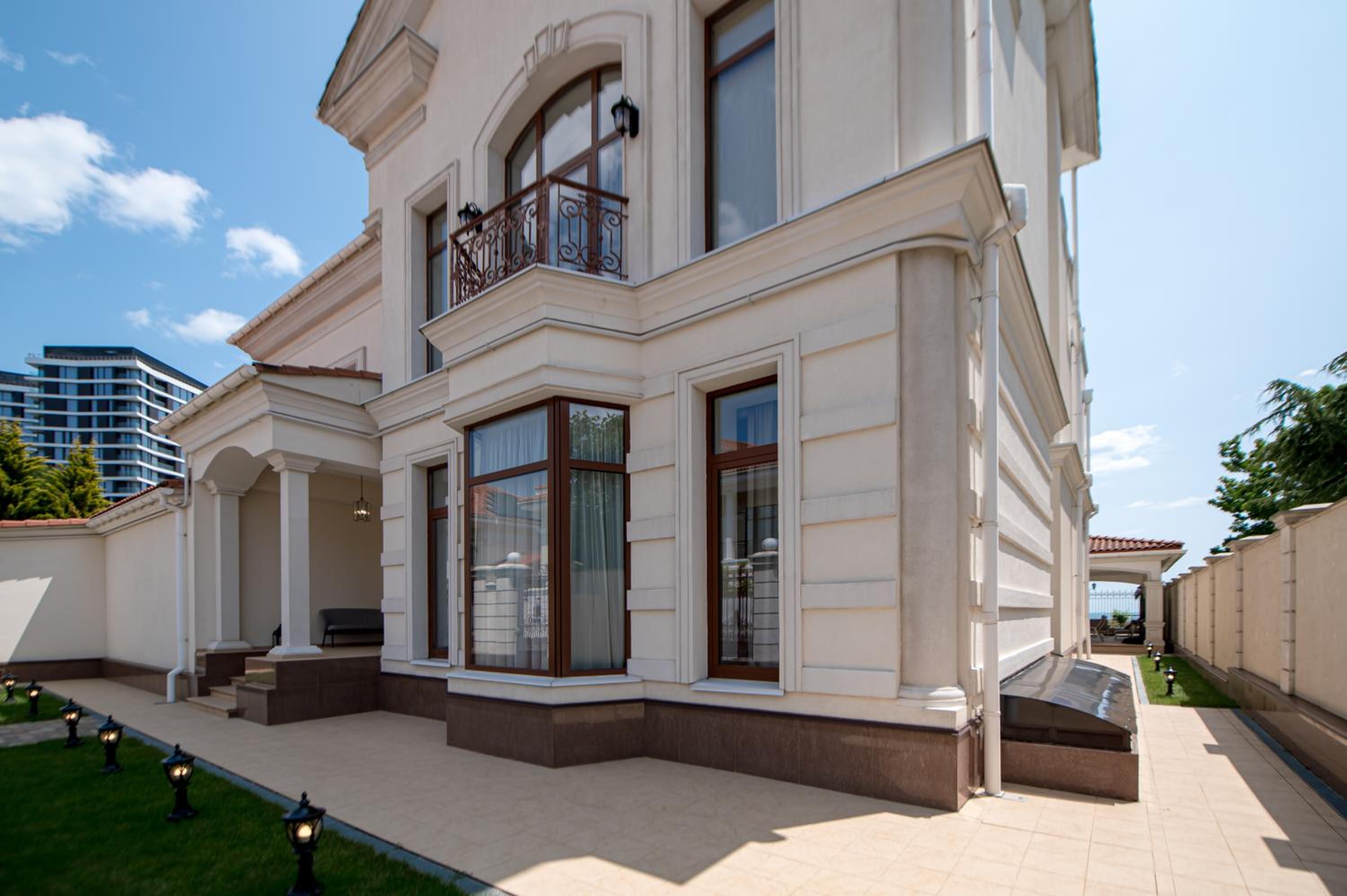 Deluxe Villa