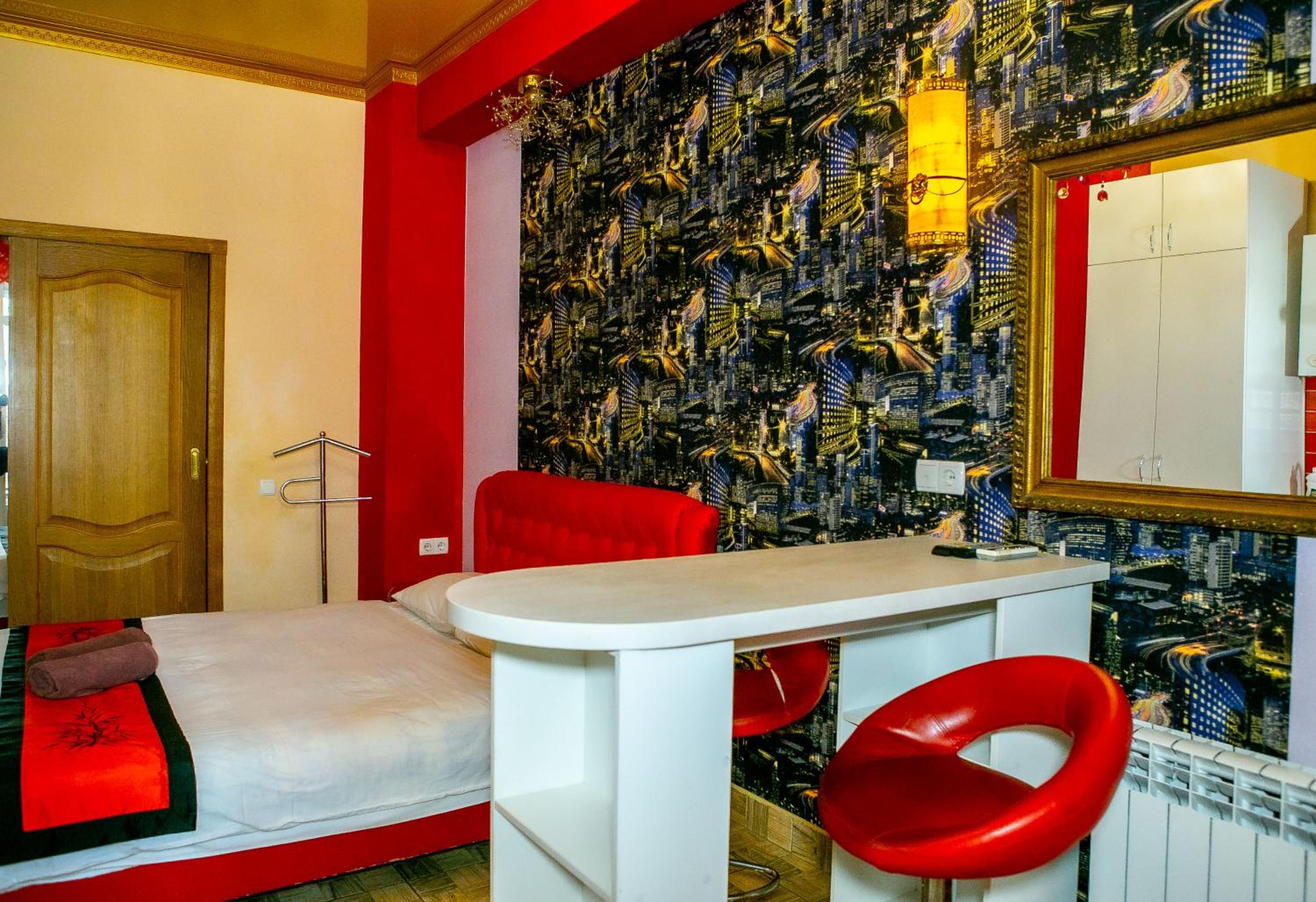 Studio Apartment photo 1