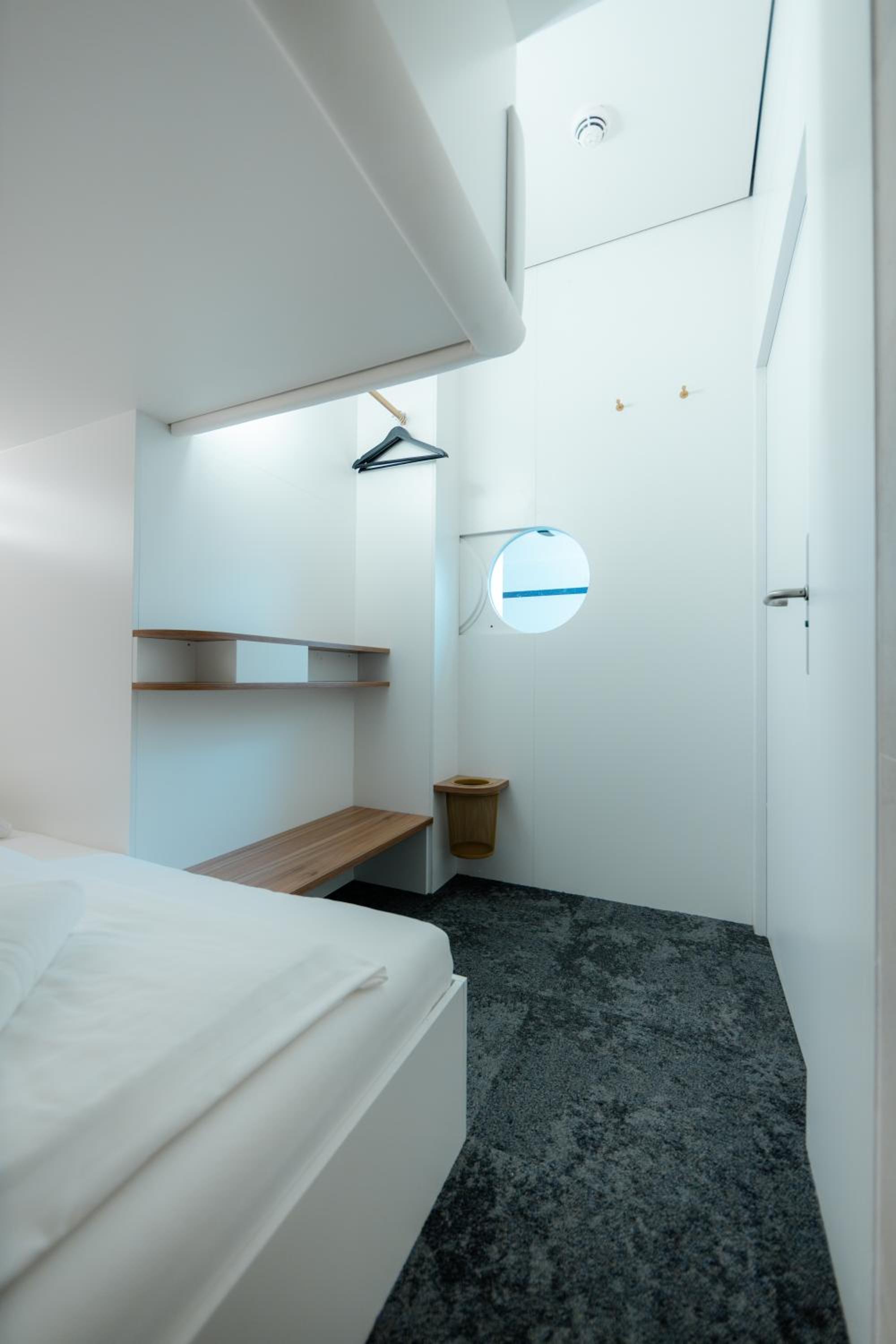 Single Room with Shared Bathroom