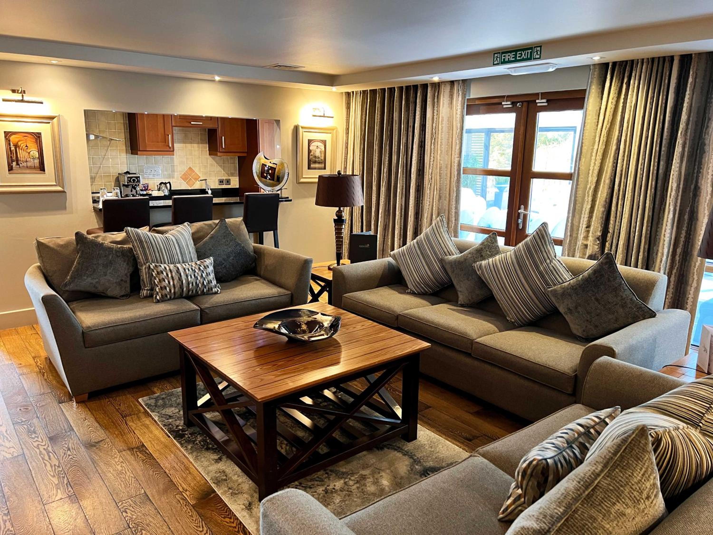 Arran Suite photo 2