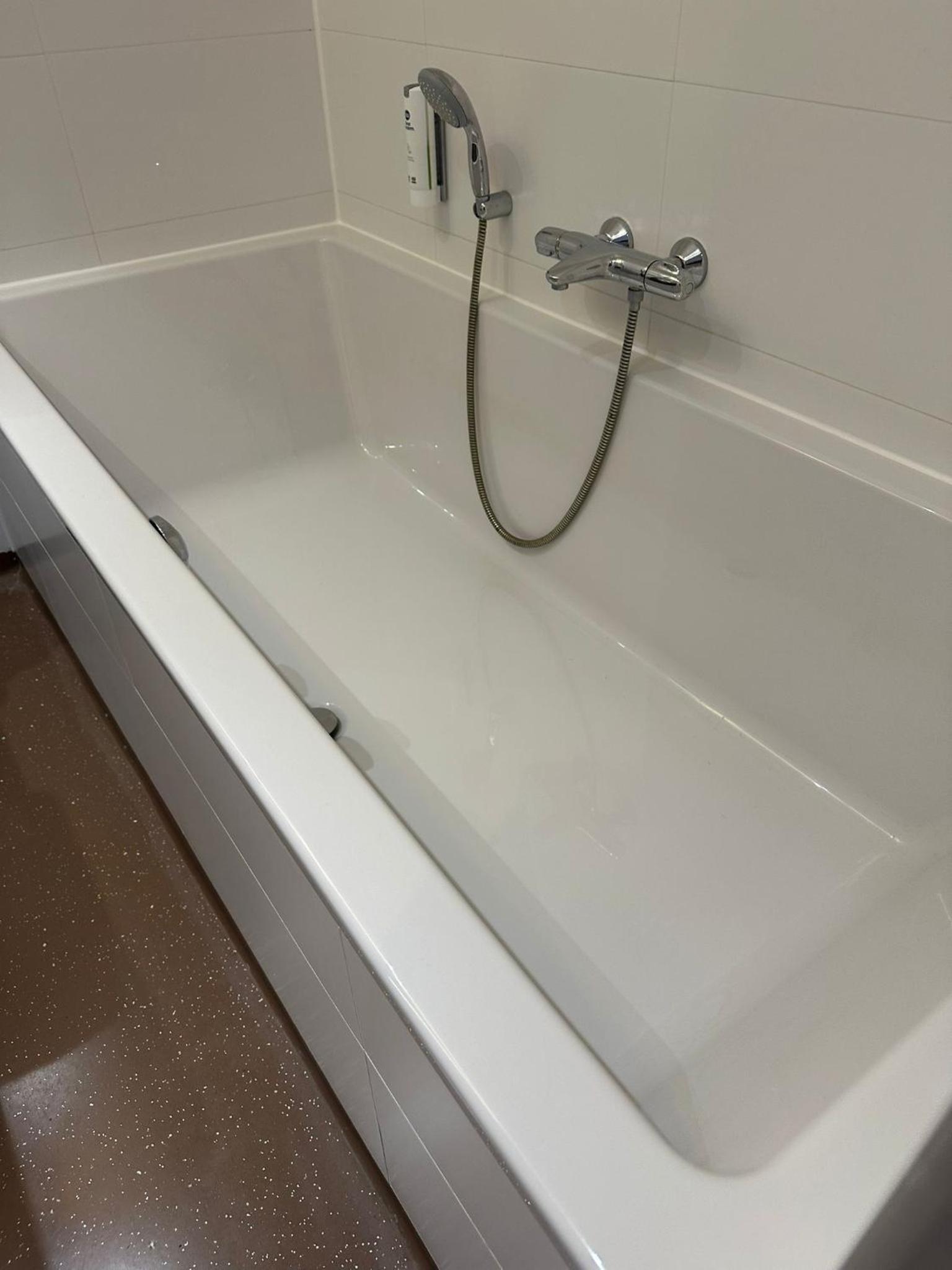 Double Room with Sofa Bed and Bath Tub - Non-Smoking - Photo 6