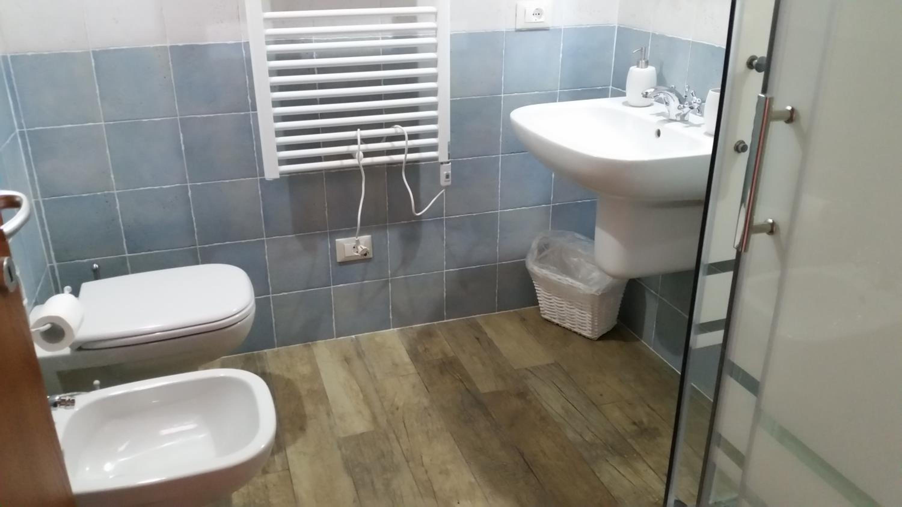 Comfort Triple Room with Shower photo 3