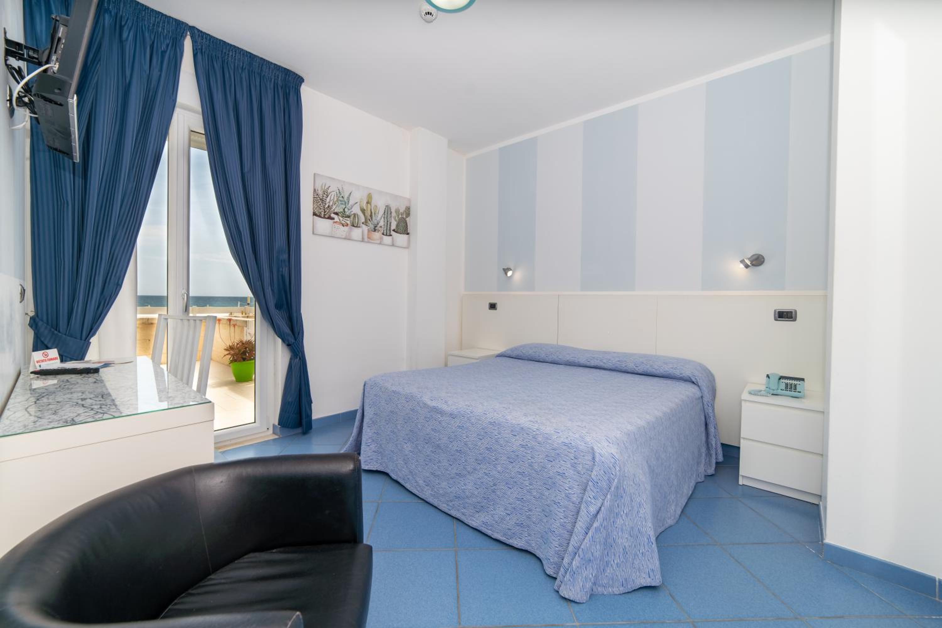 Double or Twin Room with Pool View
