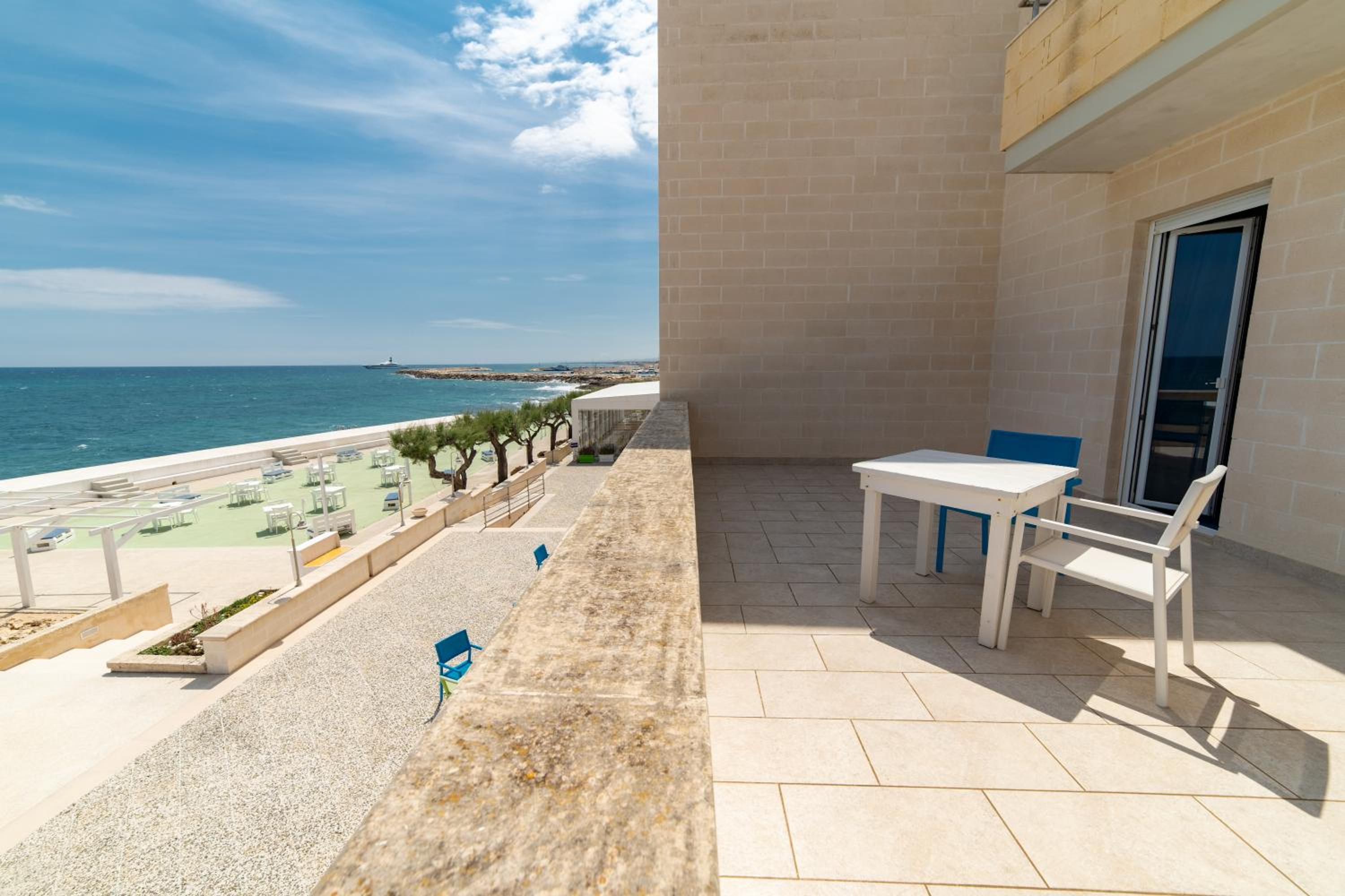 Superior Double or Twin Room with Sea View