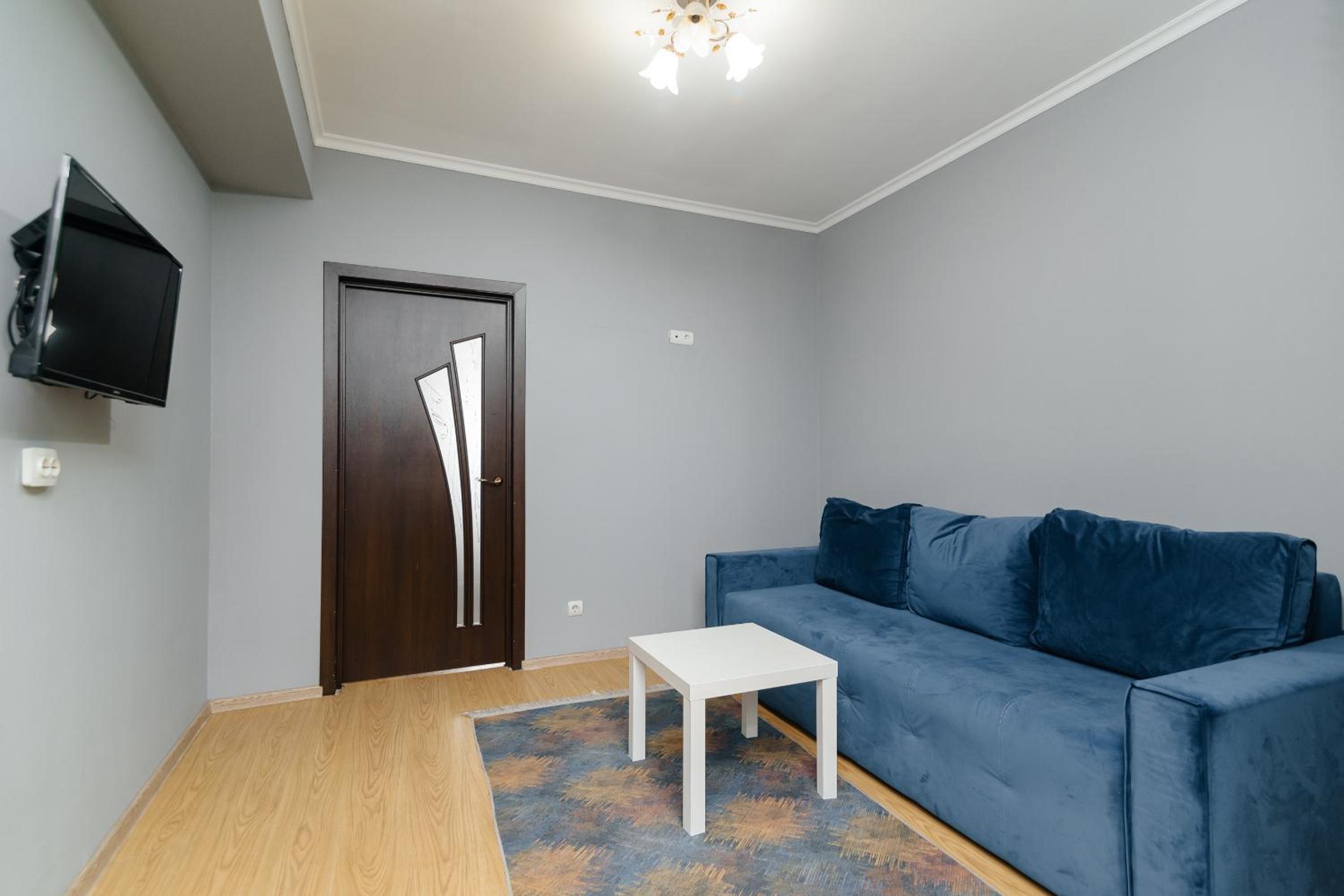 One-Bedroom Apartment photo 2