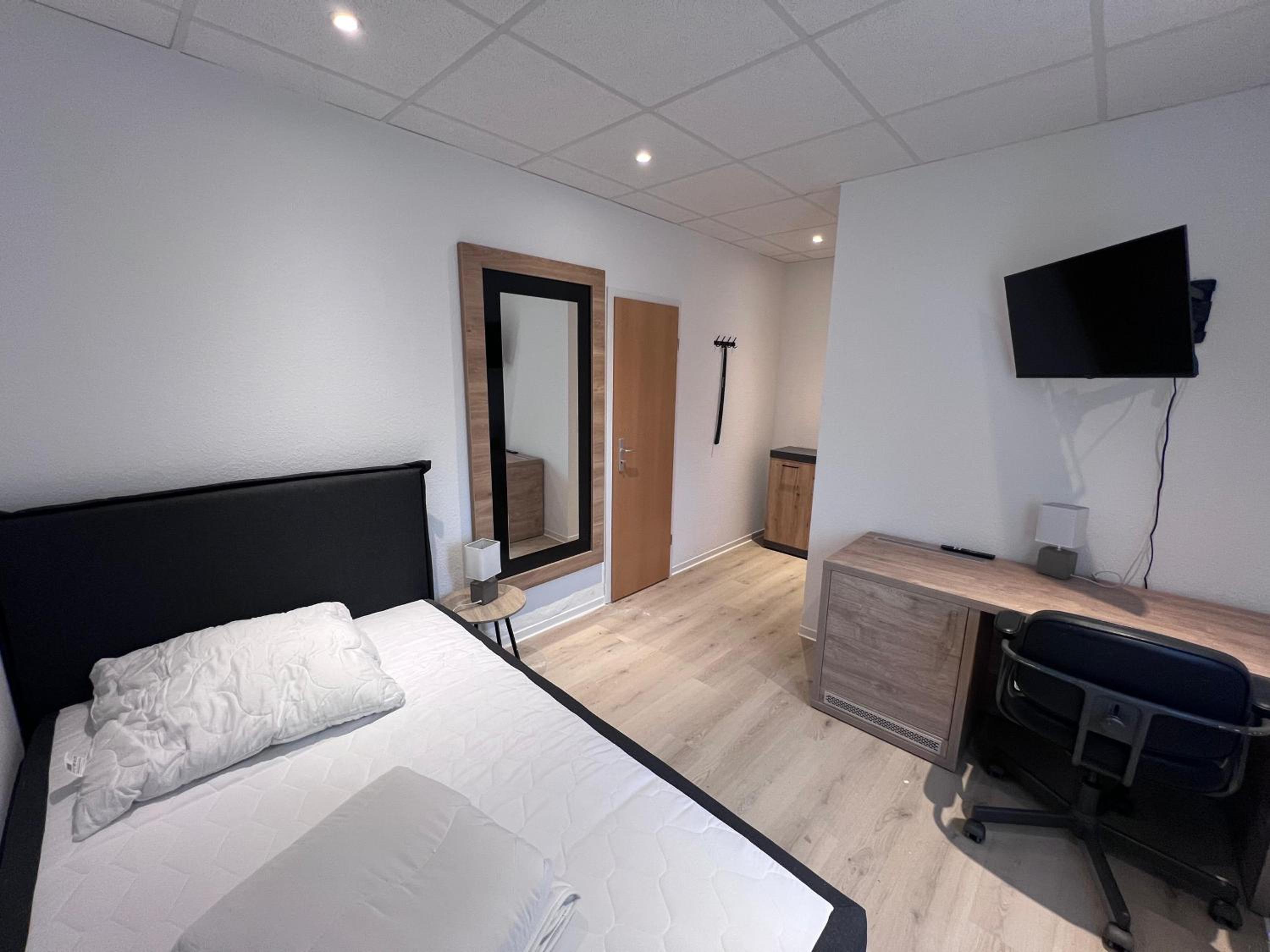 Single Room with Bathroom
