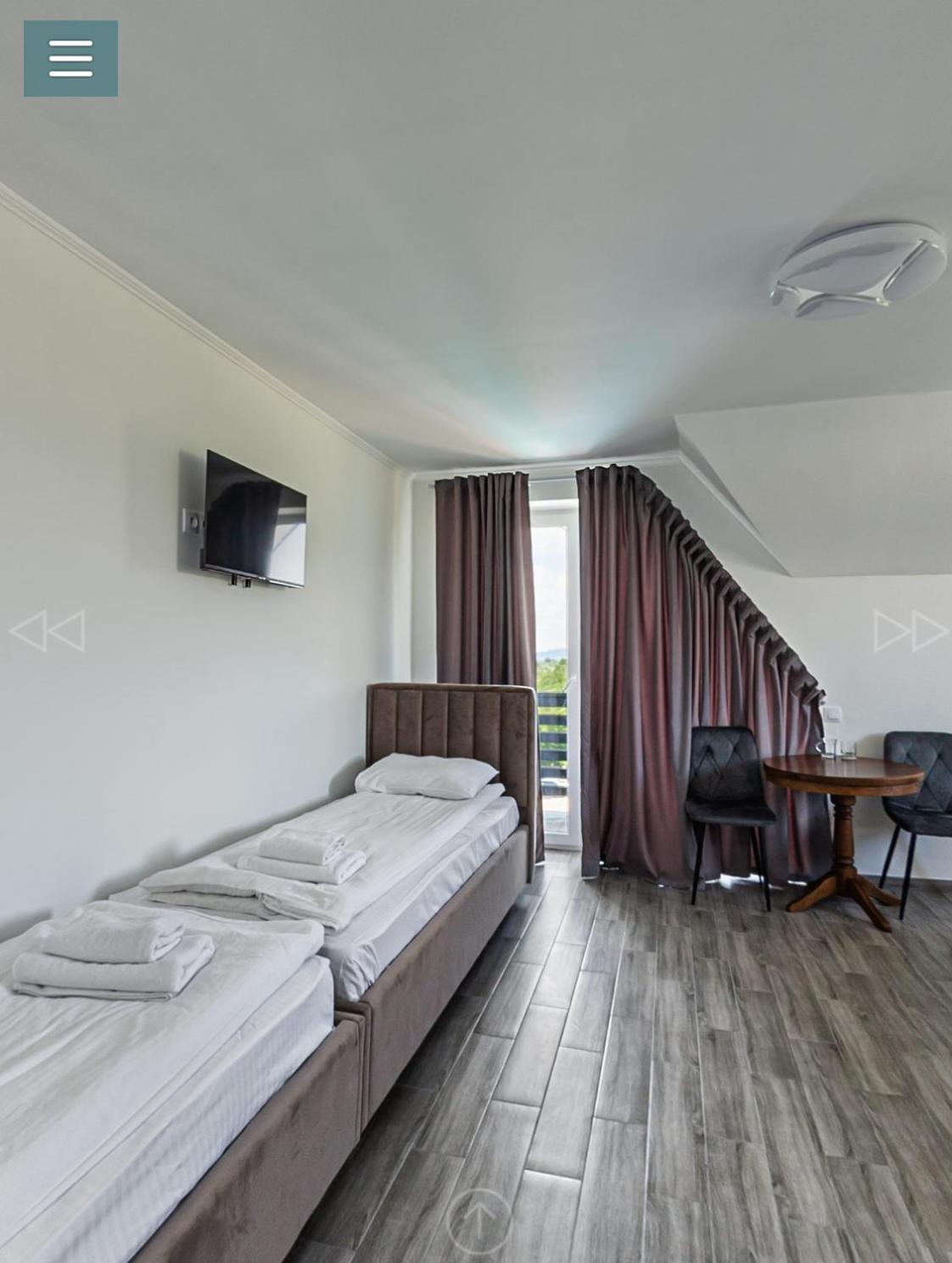 Suite with Balcony photo 2