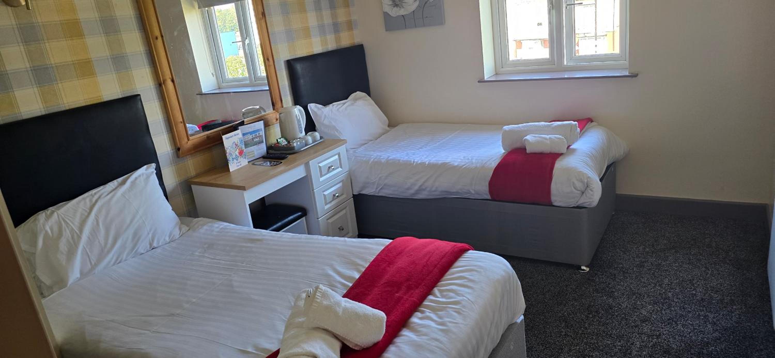 Standard Twin Room