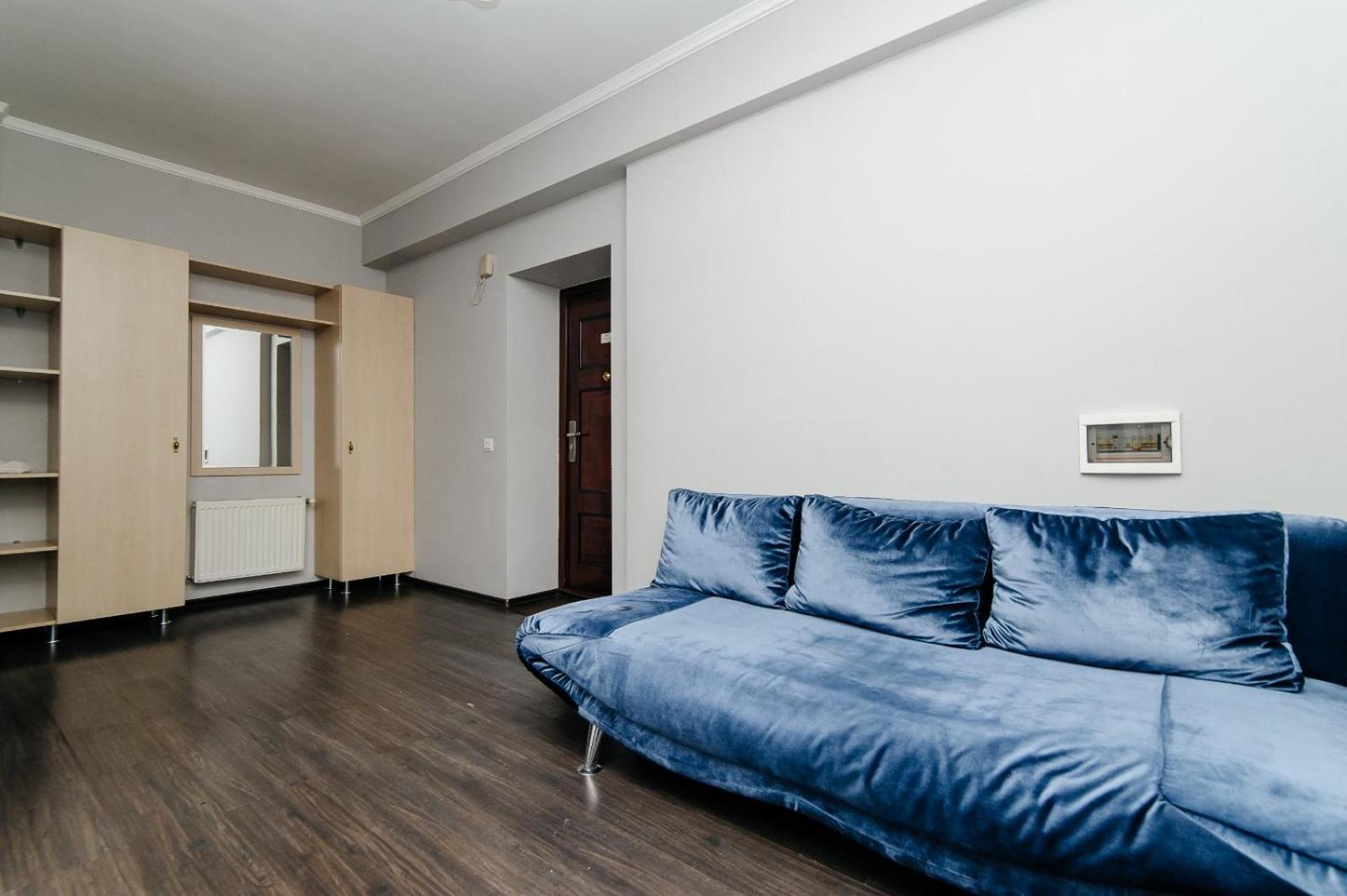 Two-Bedroom Apartment with Balcony photo 3
