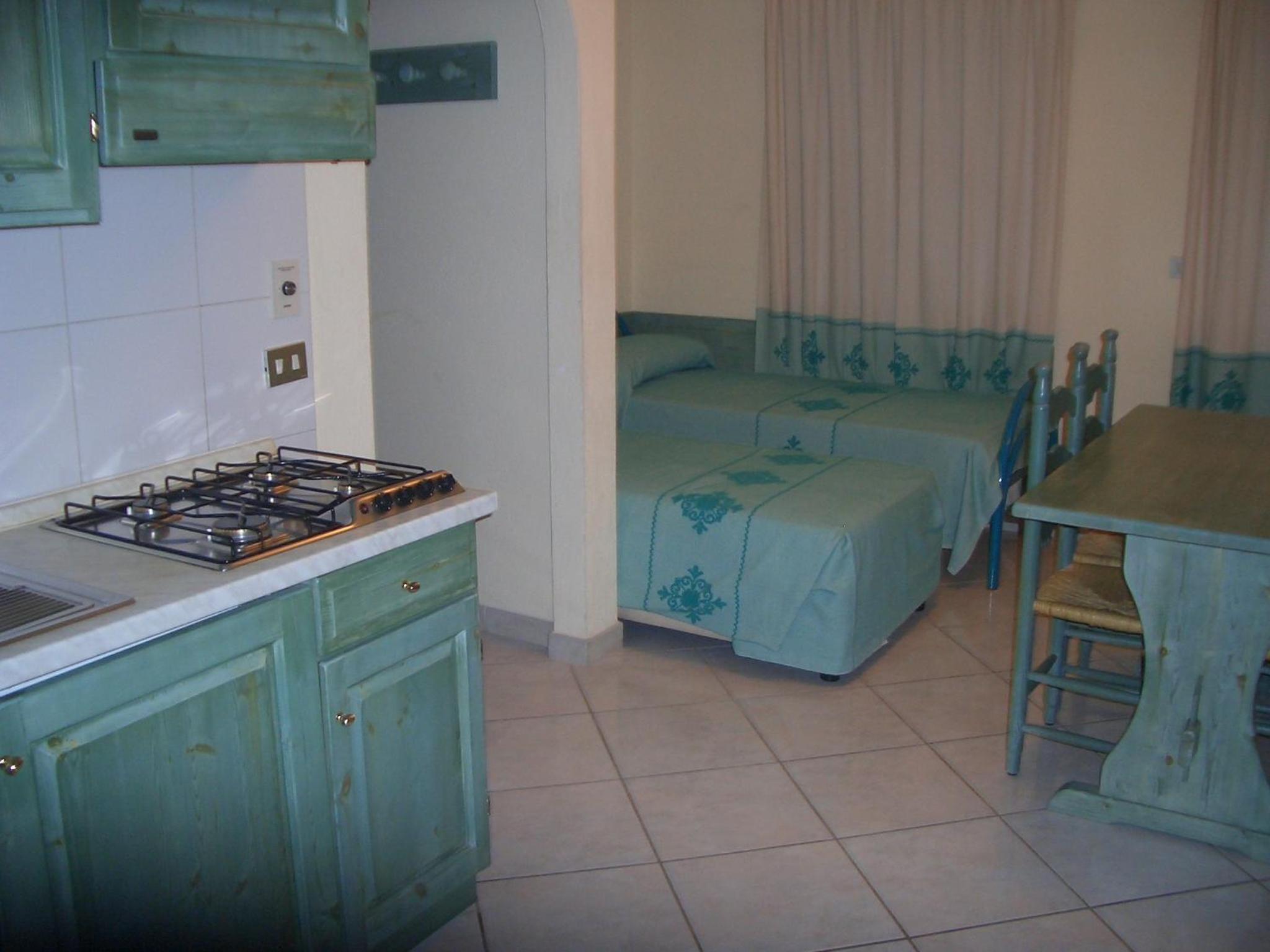 One-Bedroom Apartment (5 Adults) - Photo 1