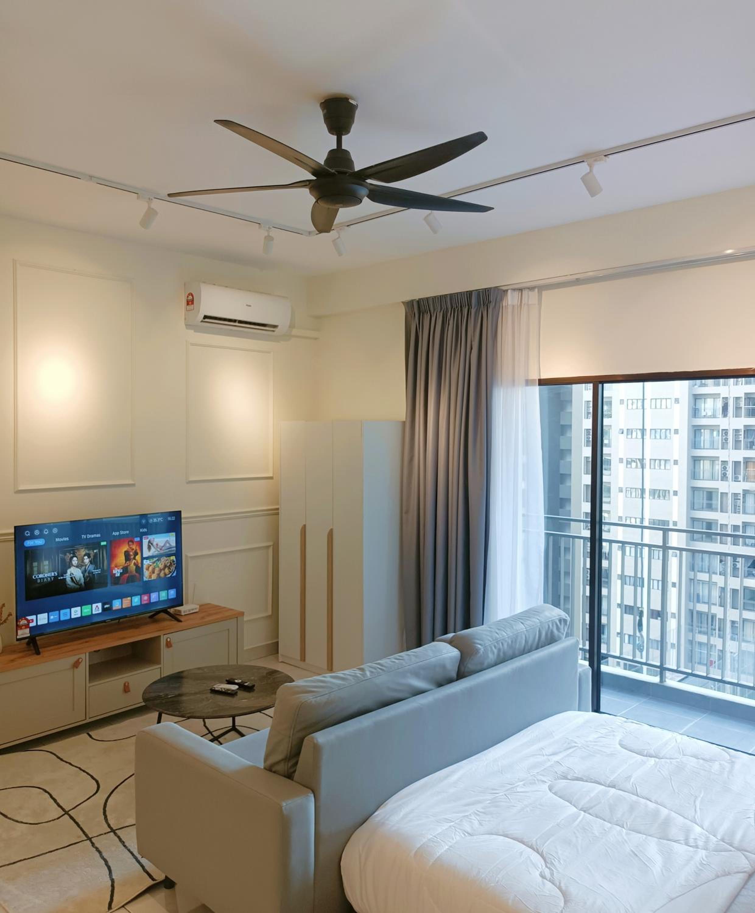 Suite with Balcony photo 3