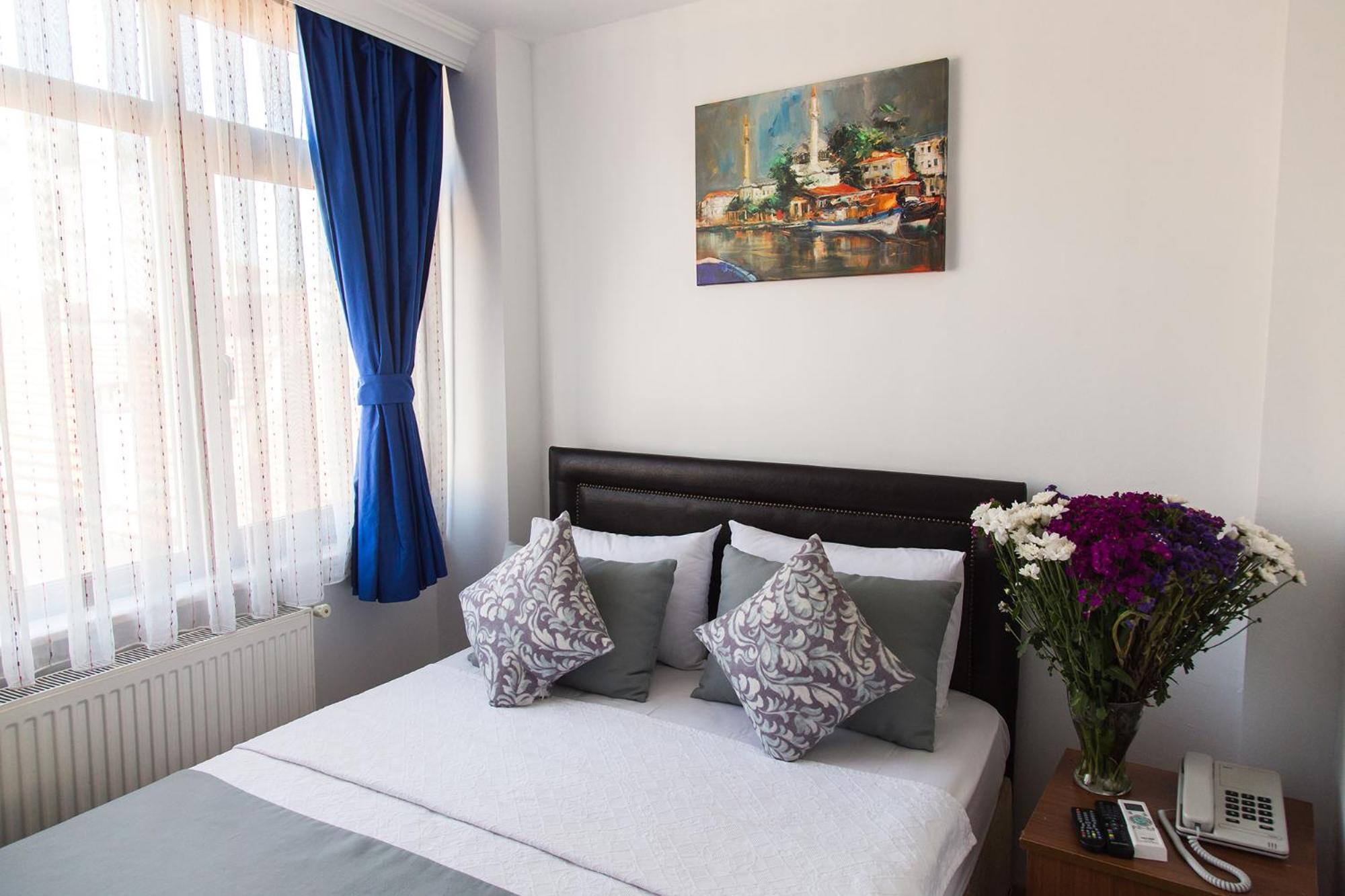 Standard Double Room photo 2