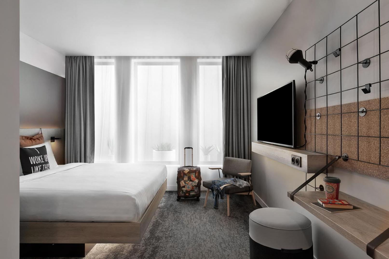 Queen Room - Photo 1