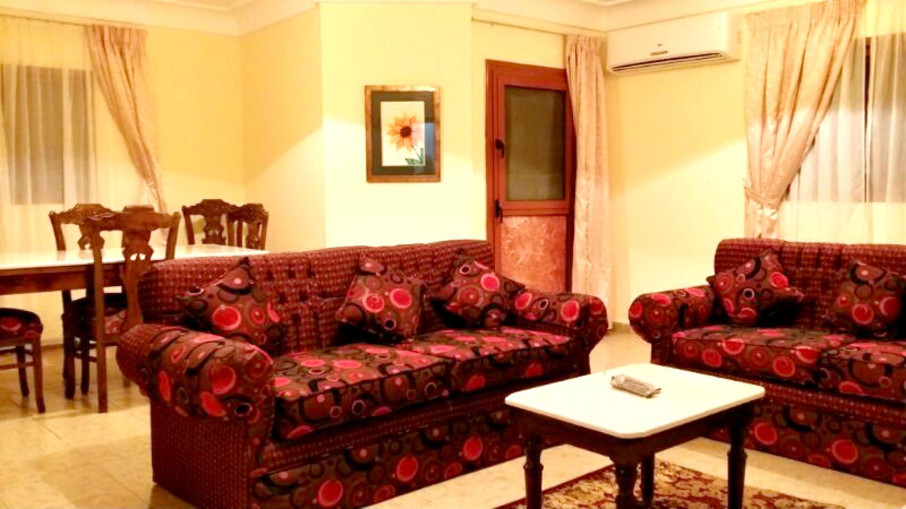 Executive  Three-Bedroom Suite - Photo 4