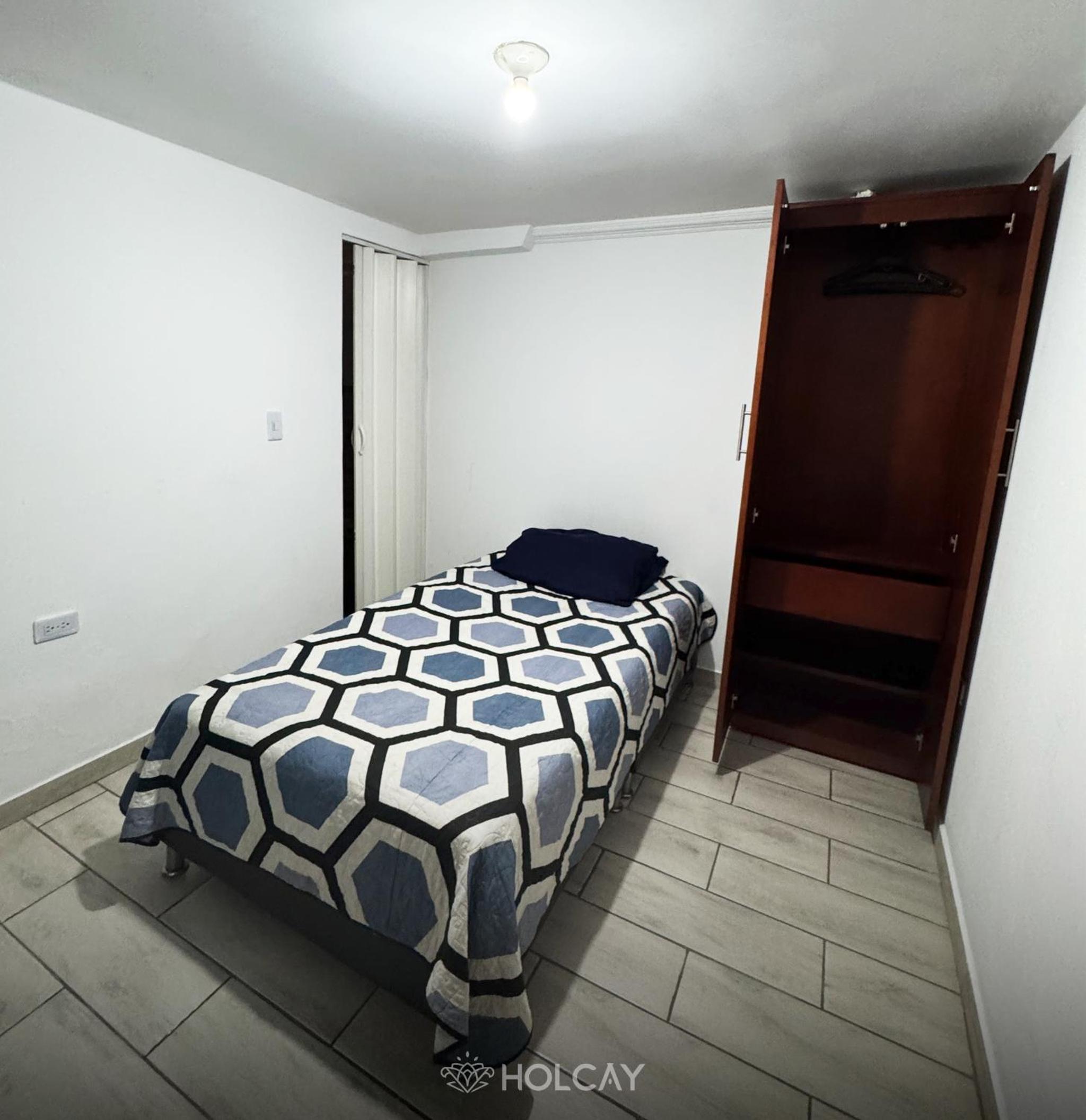 Single Room with Private Bathroom