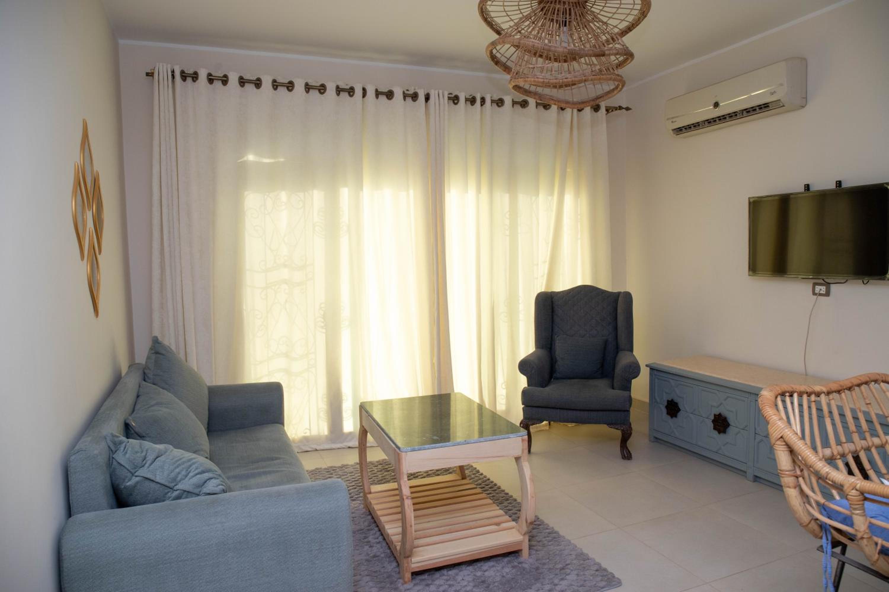 One-Bedroom Apartment with Sea View and Terrace