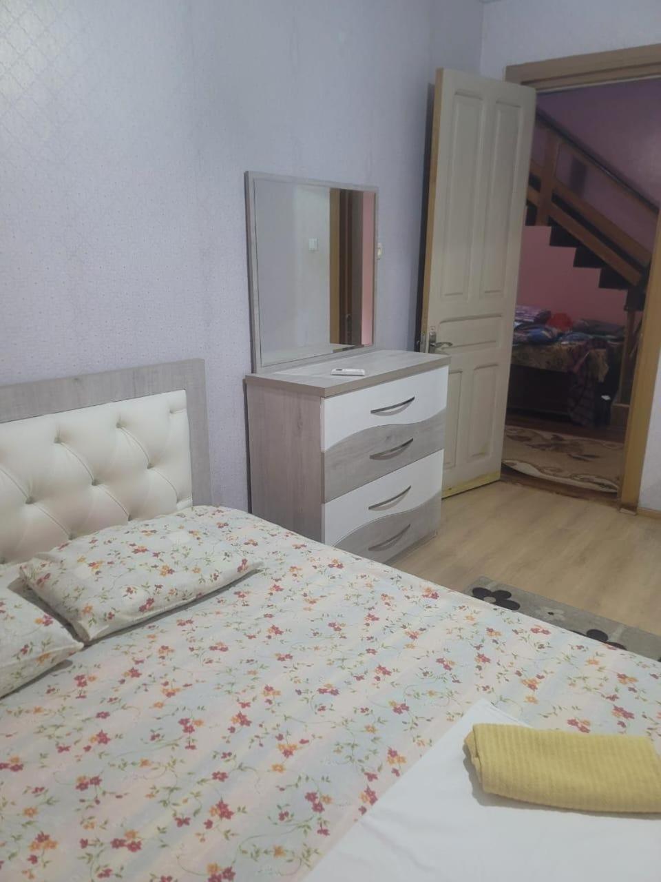 Budget Double Room photo 3