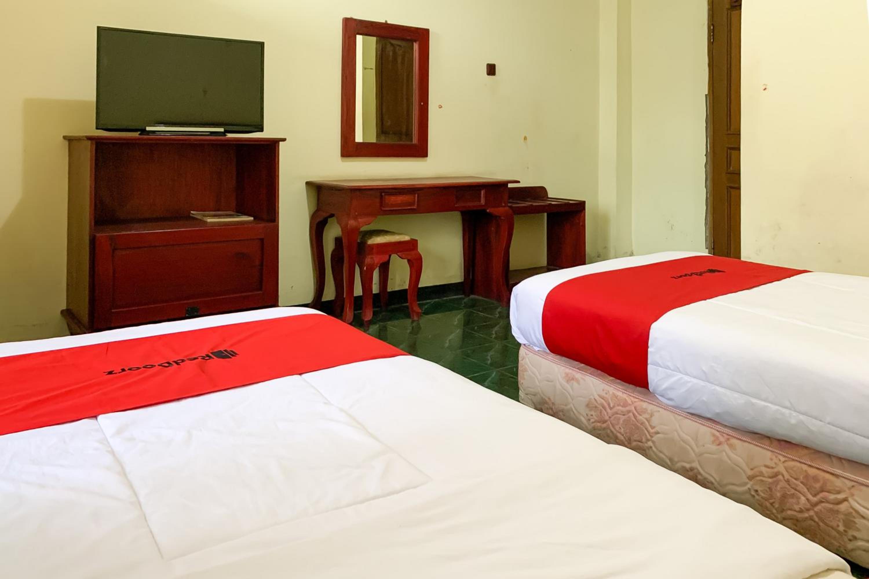Standard Twin Room photo 1