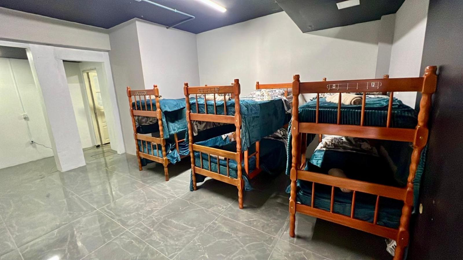 Male Dormitory Room photo 3