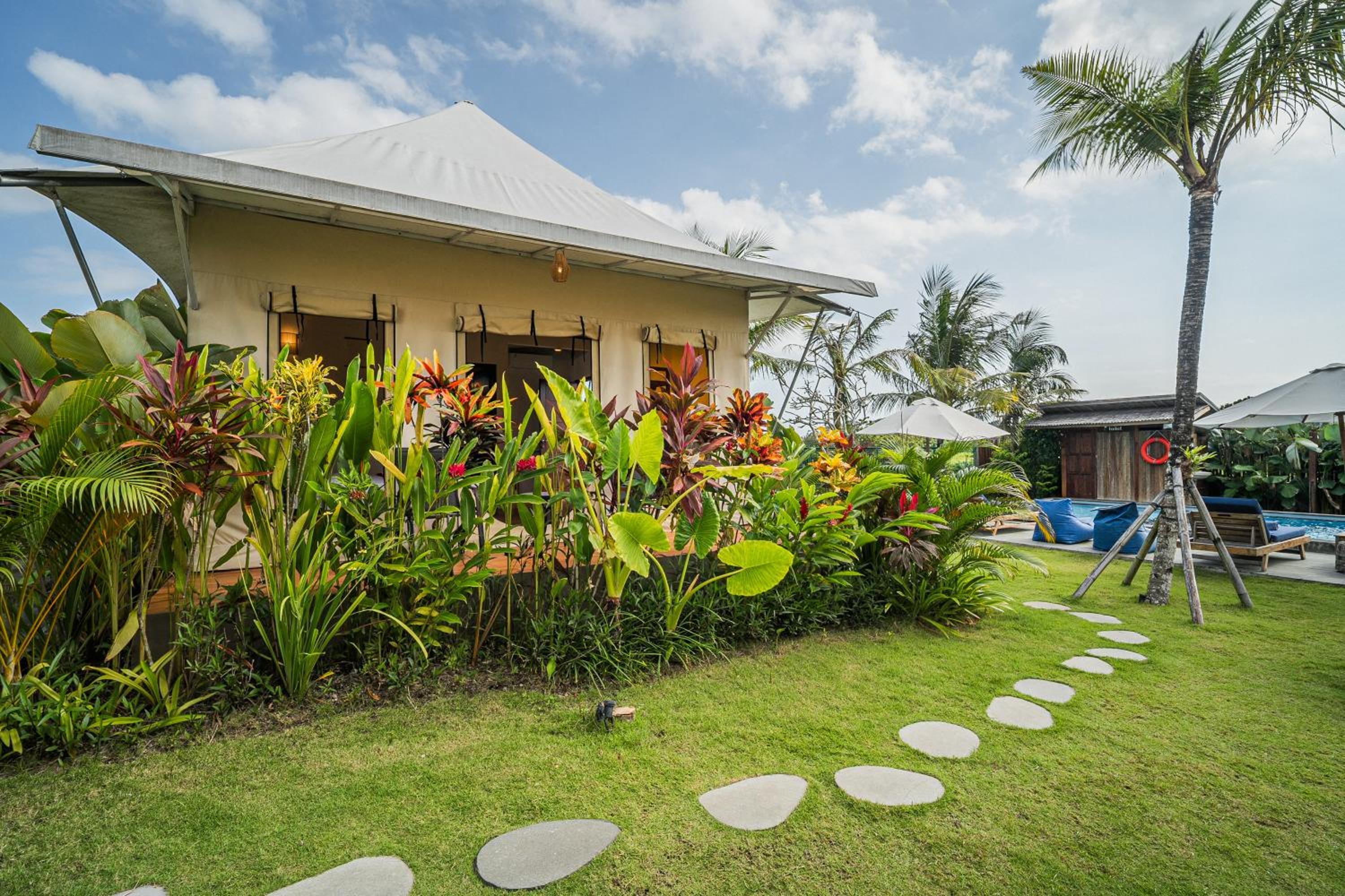 Double Room with Pool View photo 1
