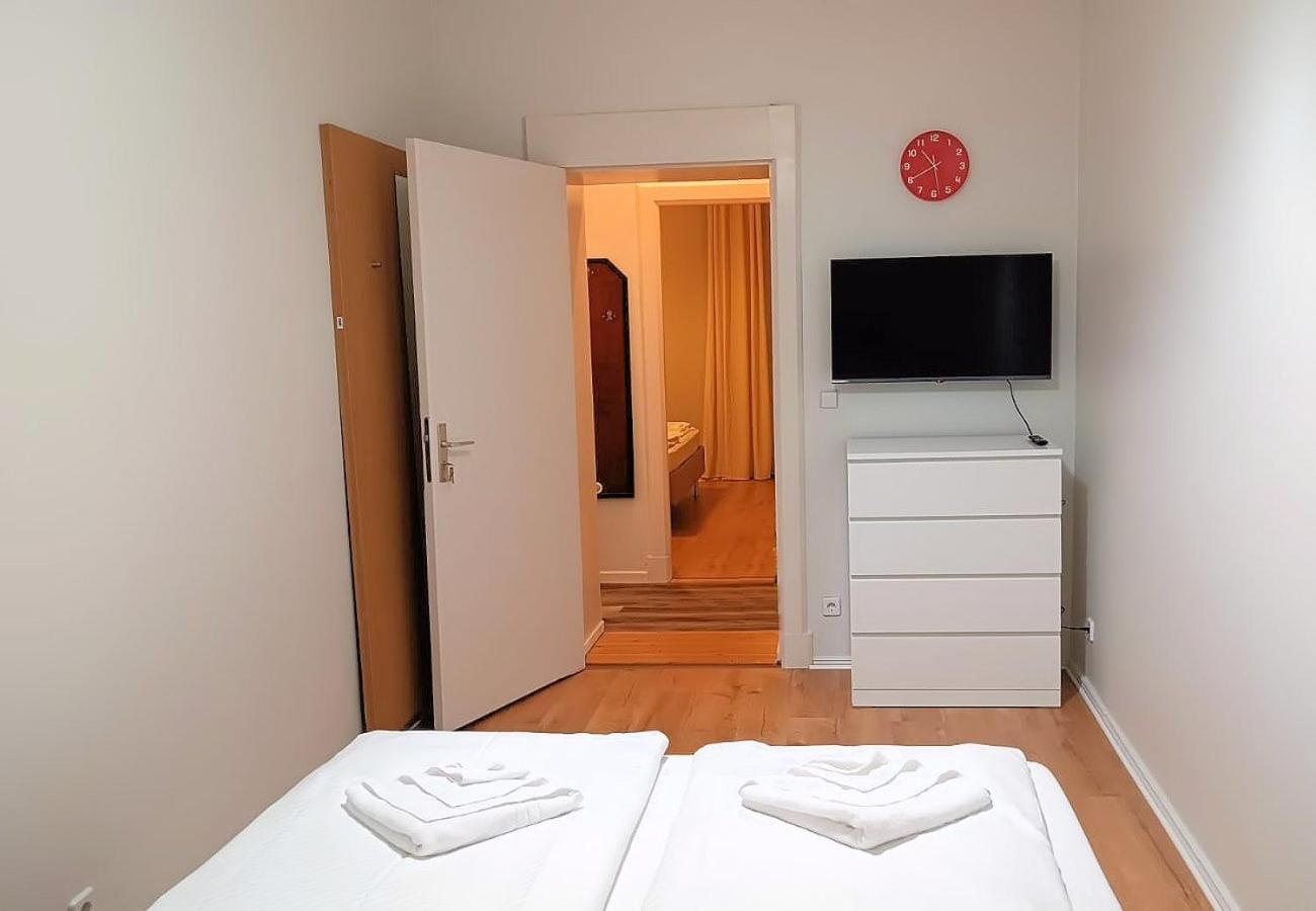 Three-Bedroom Standard Apartment photo 3