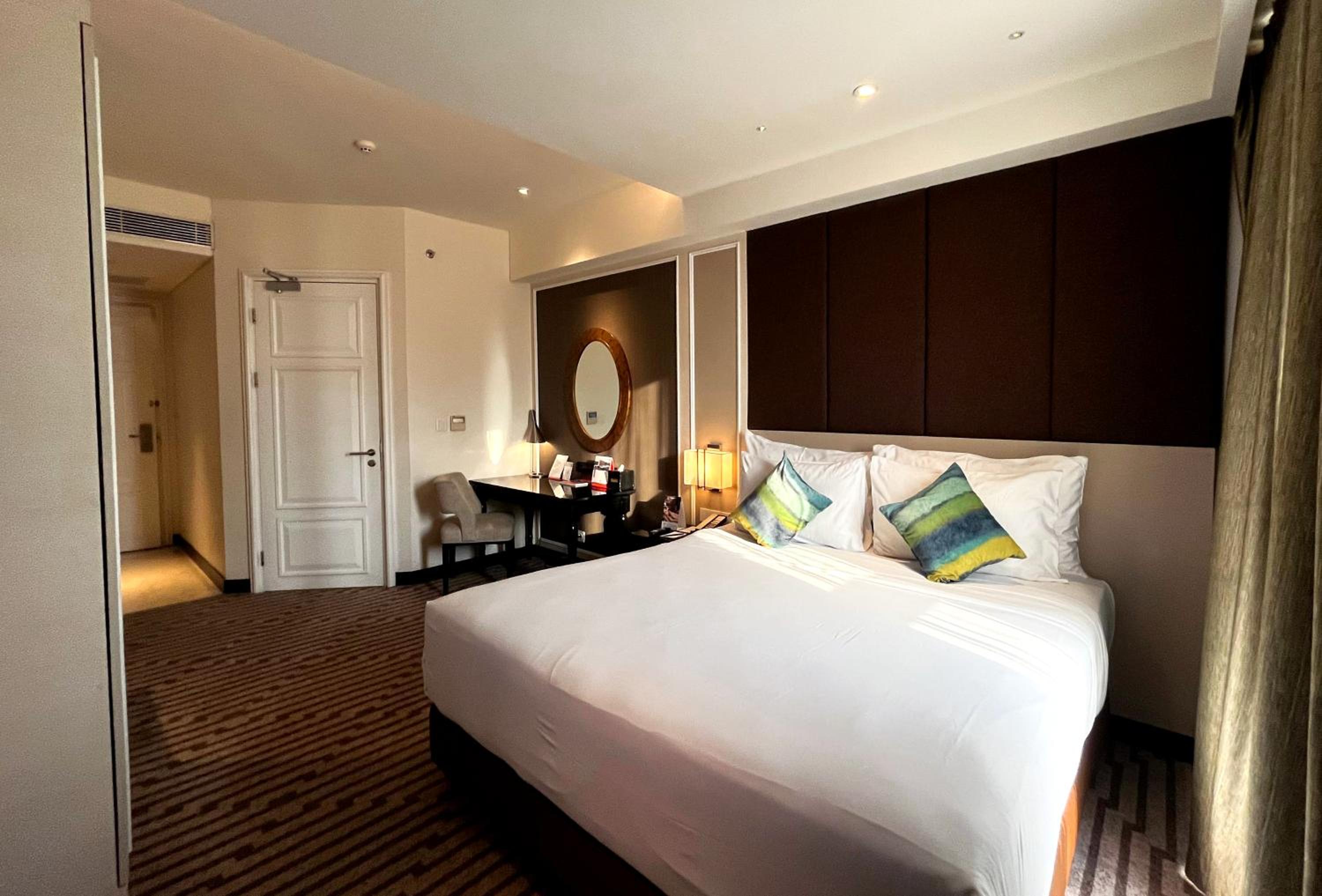 Double Room - Disability Access photo 3