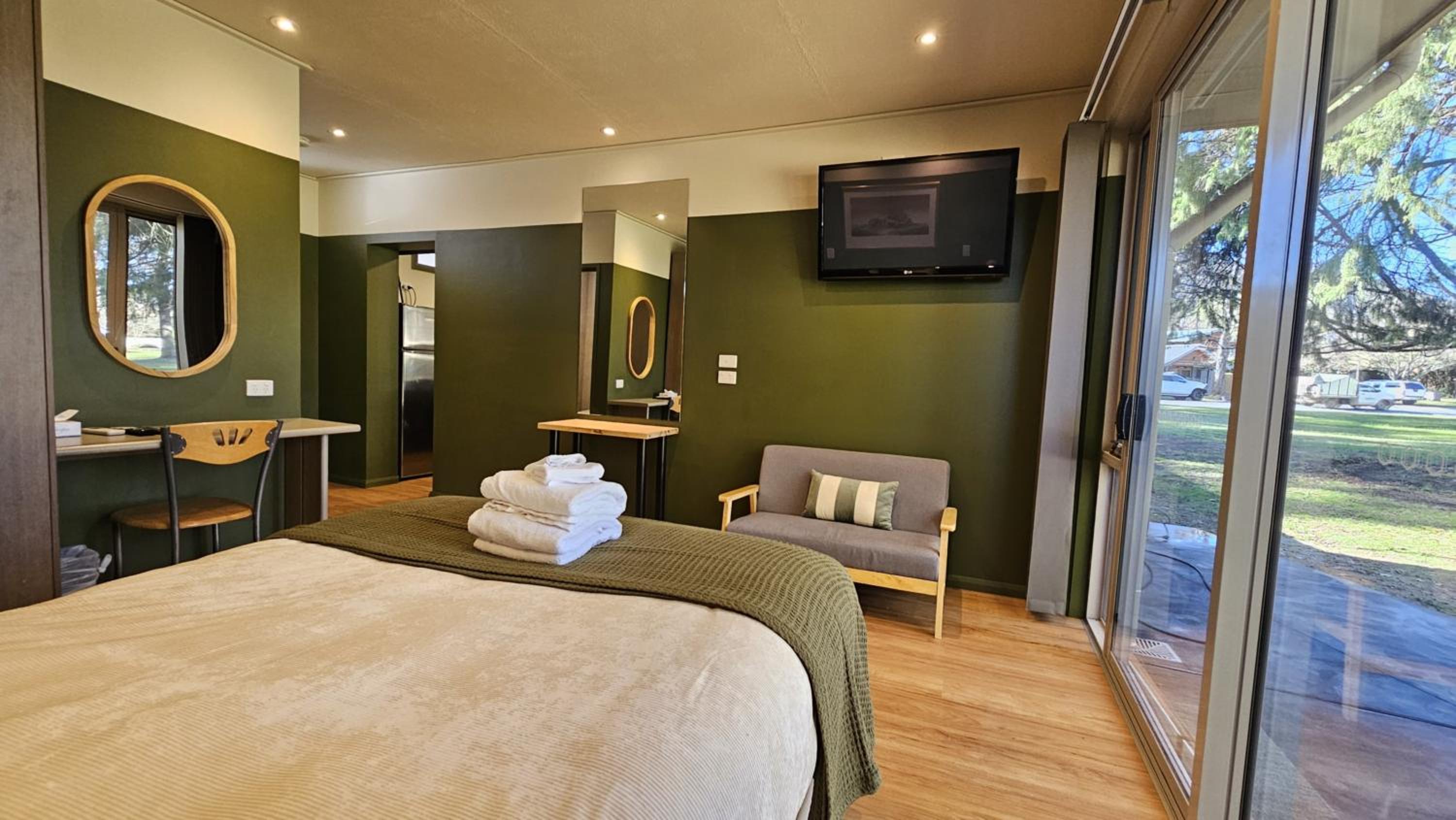 Two-Bedroom Suite photo 2