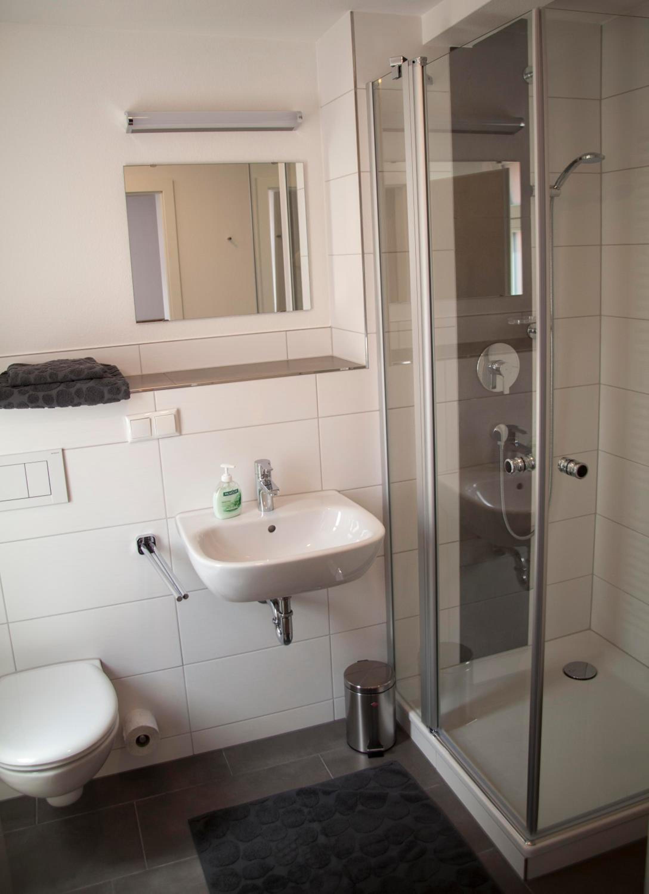 Double Room with Shower photo 3