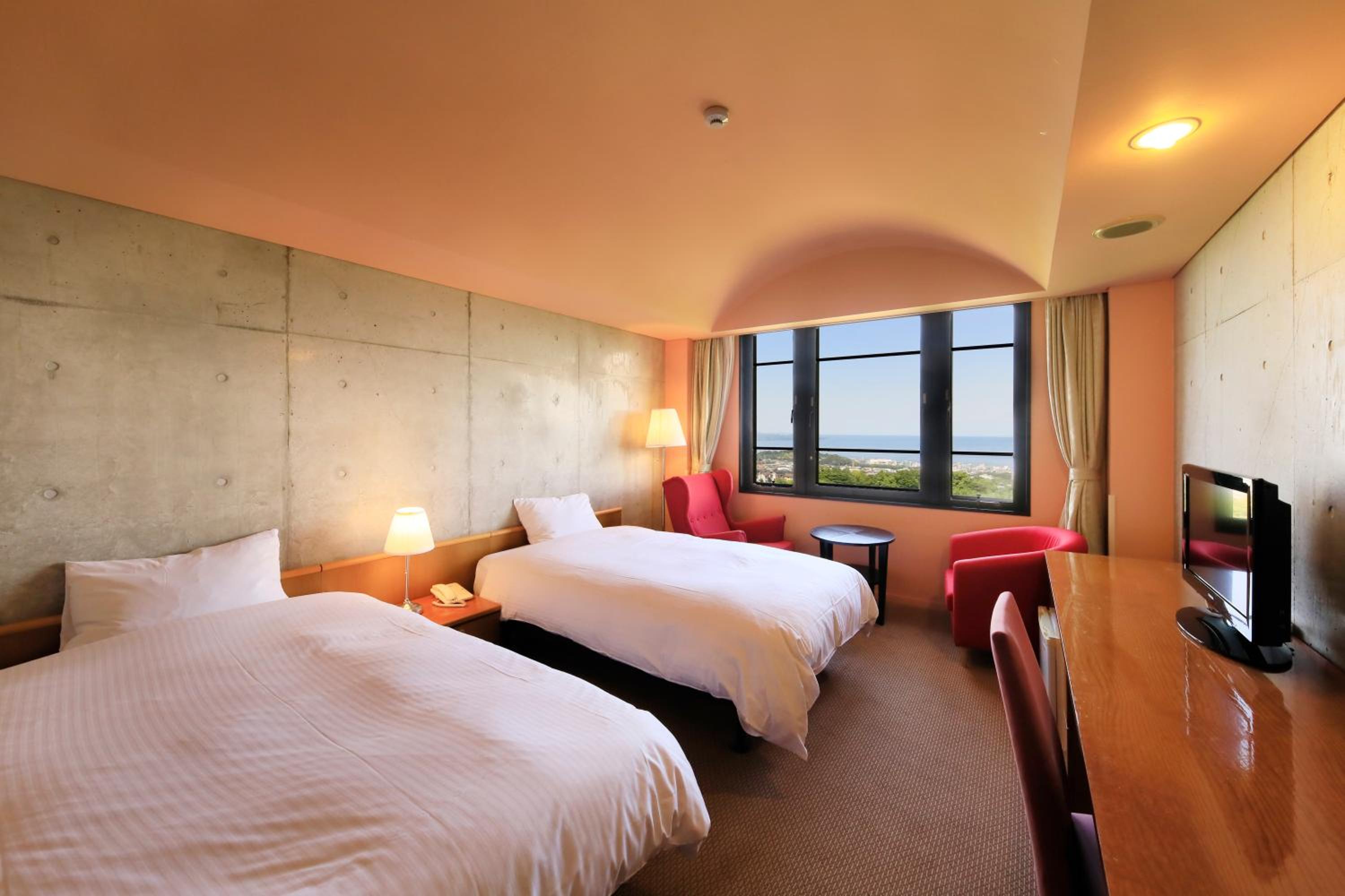Standard Twin Room with Ocean View photo 1
